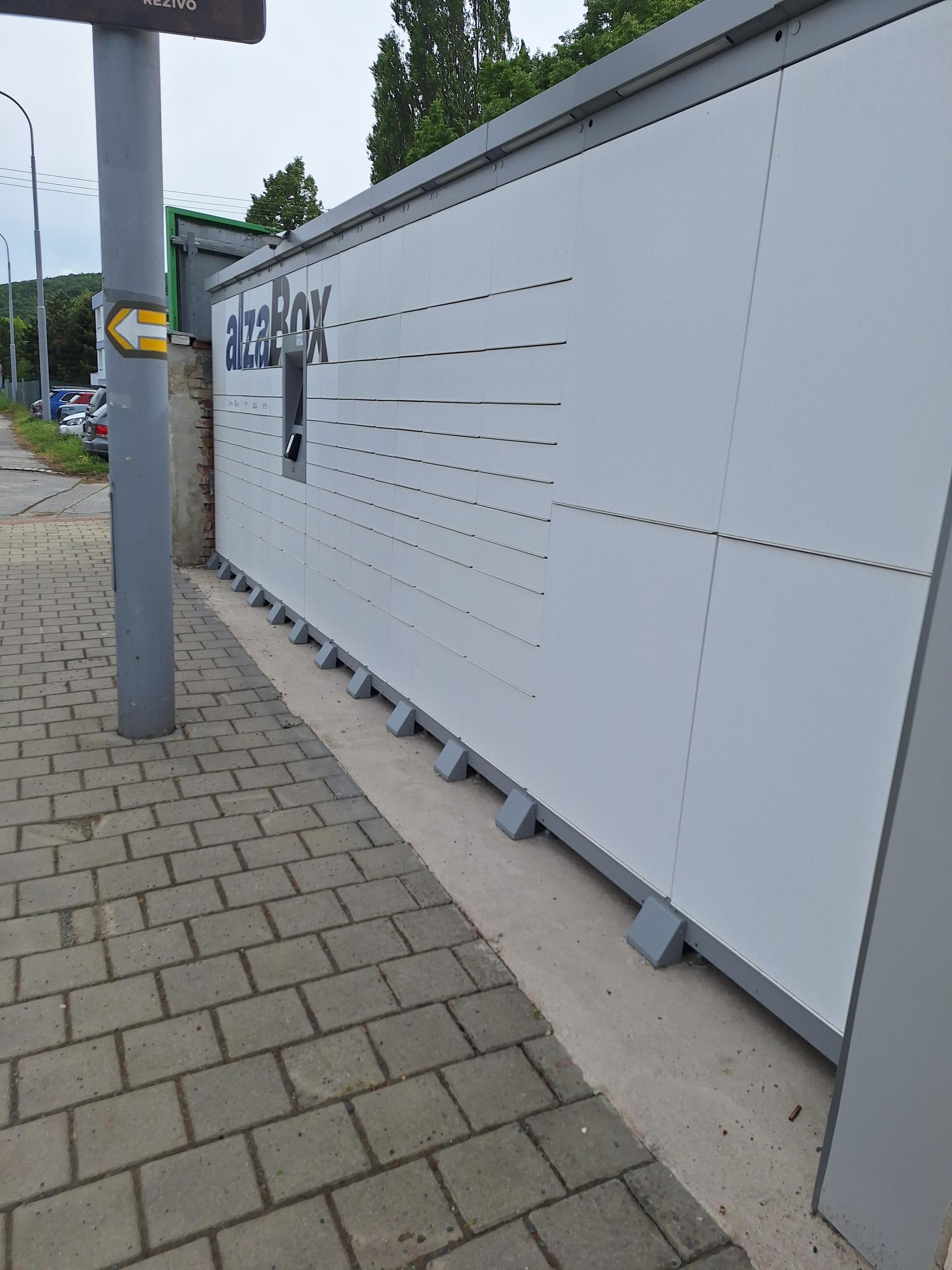 AlzaBox foto 2