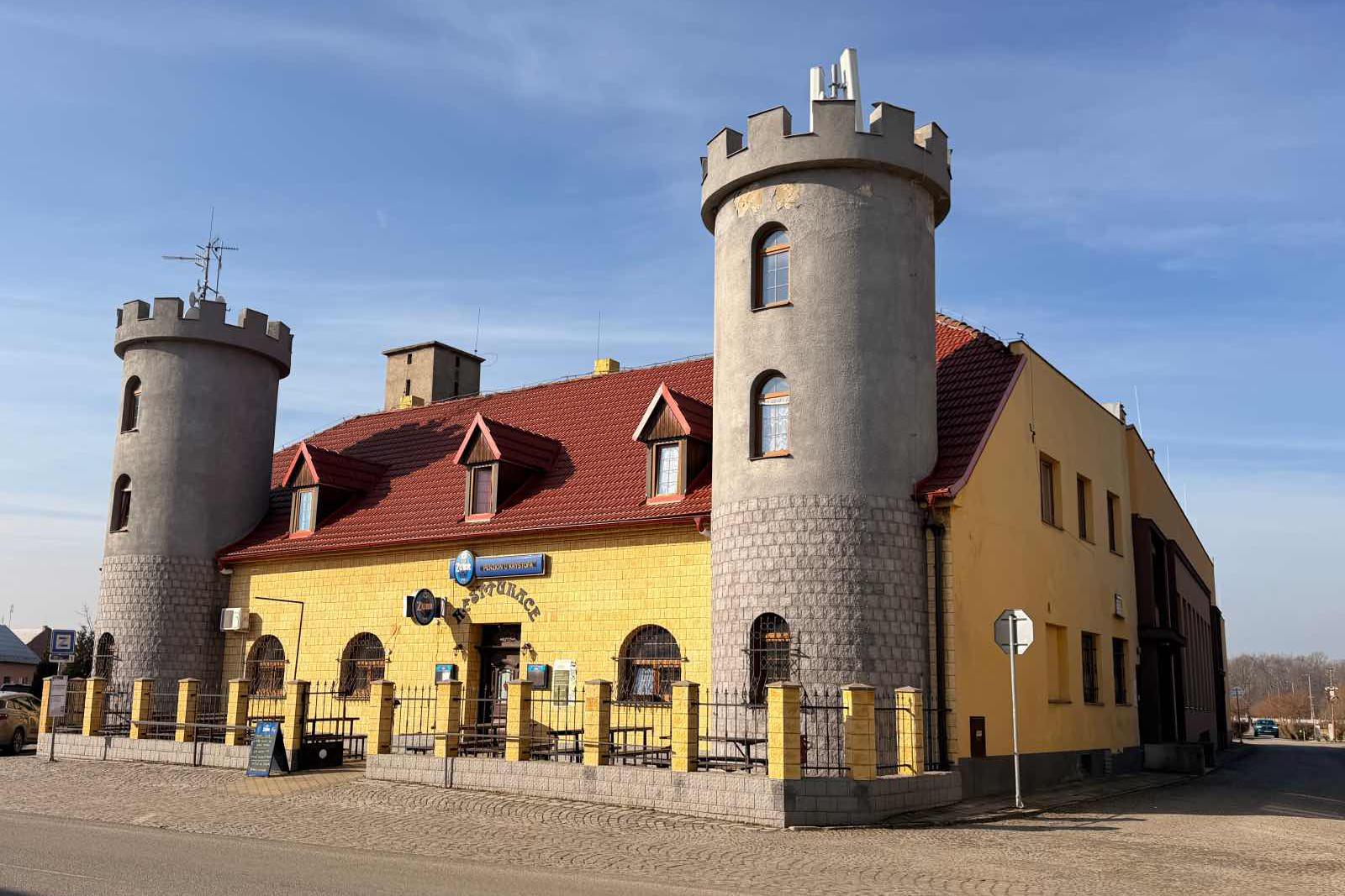 Pronájem restaurace U Kryštofa v Záříčí