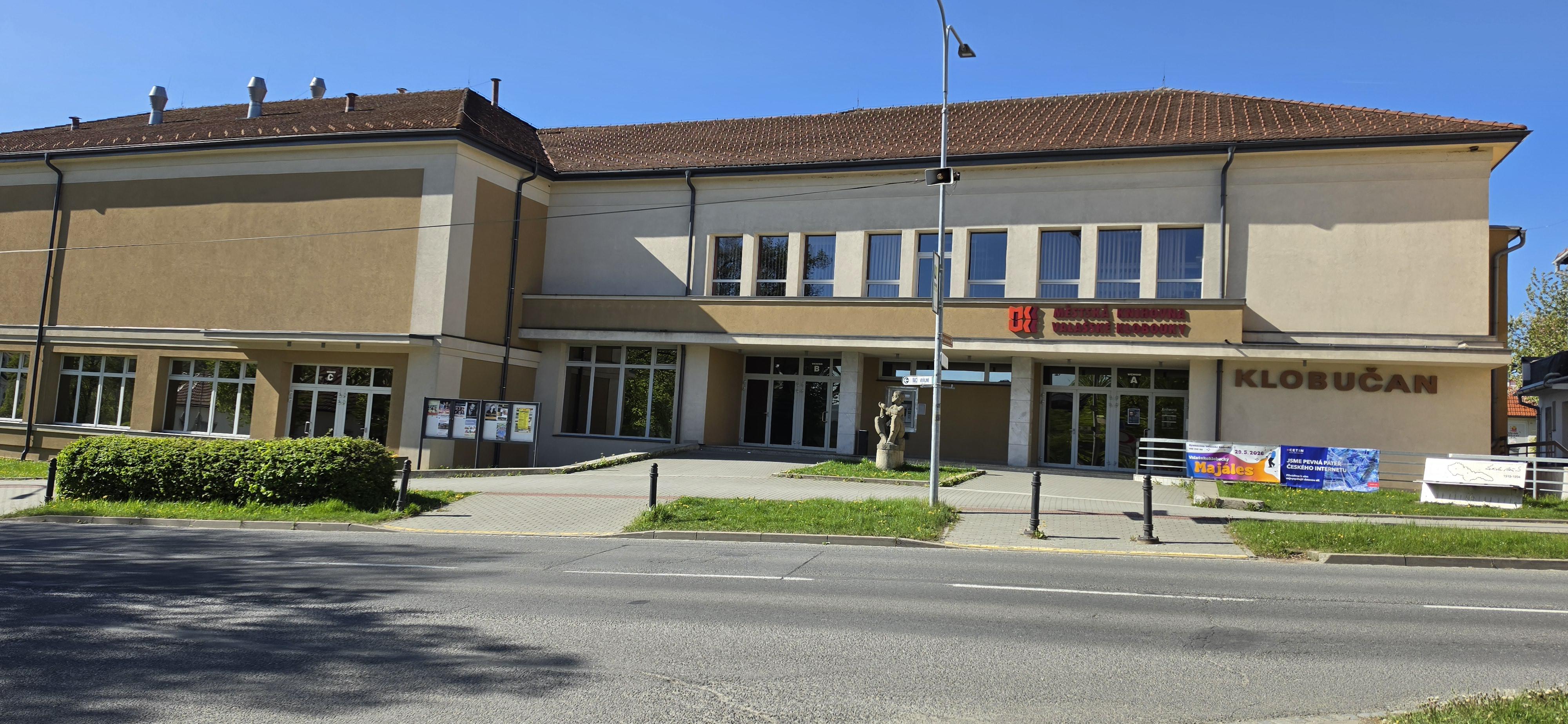 Městská knihovna Valašské Klobouky foto 3