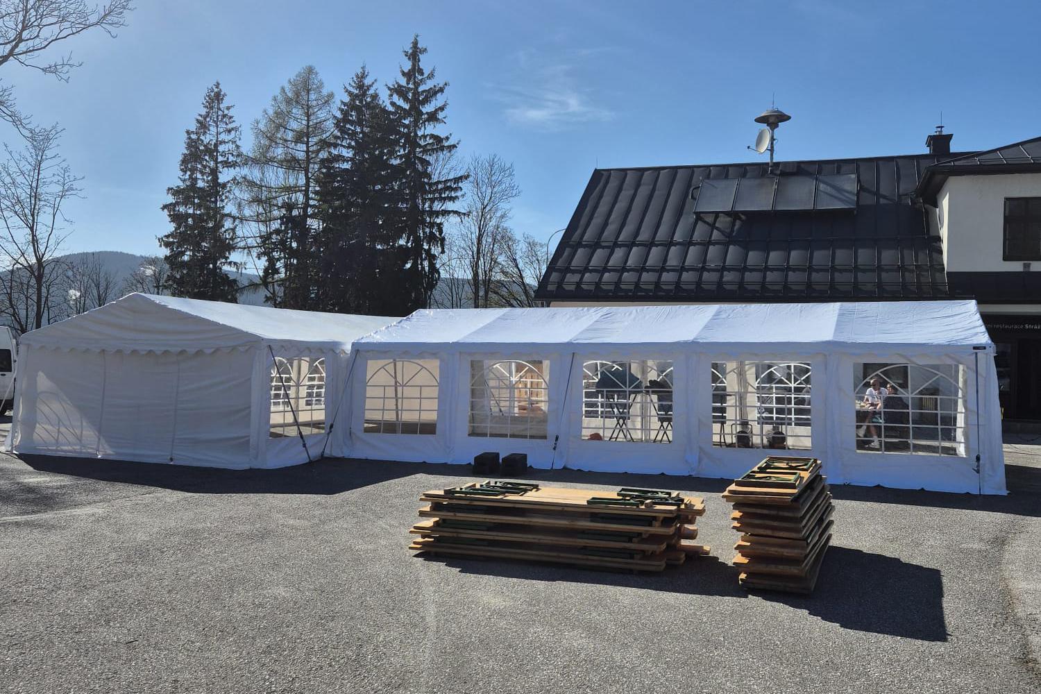 České party stany
