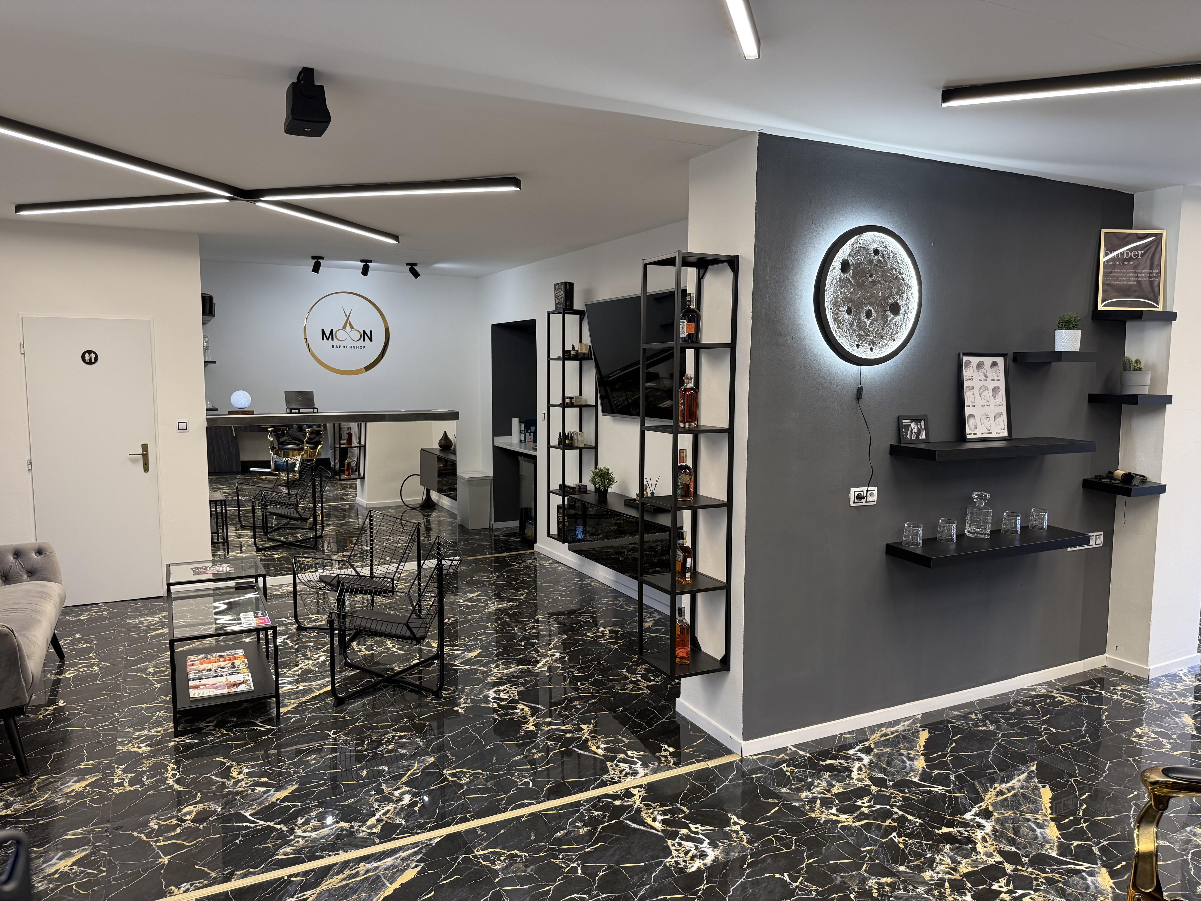 MOON Barbershop foto 2