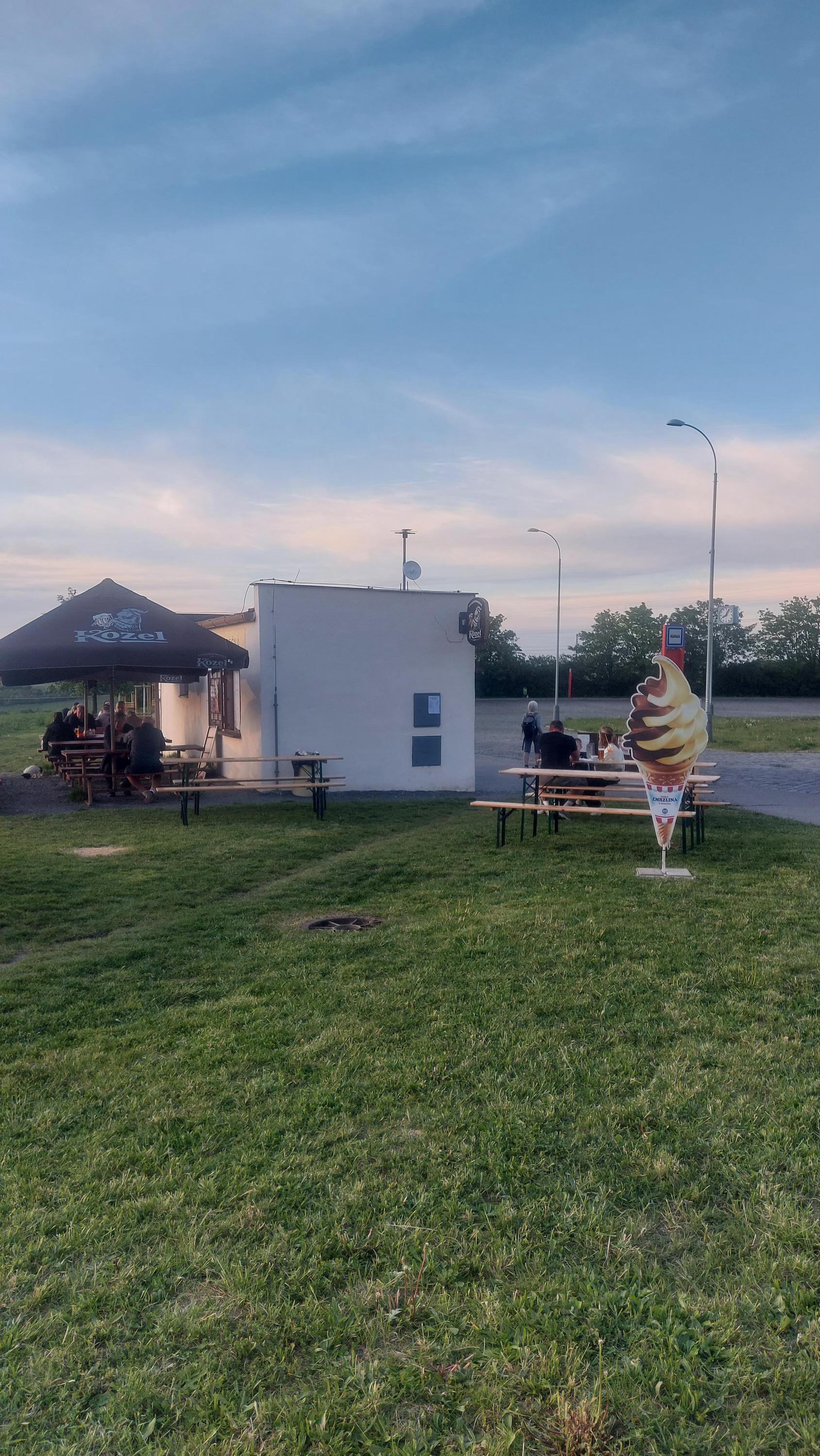 Občerstvení Na Konečné foto 2