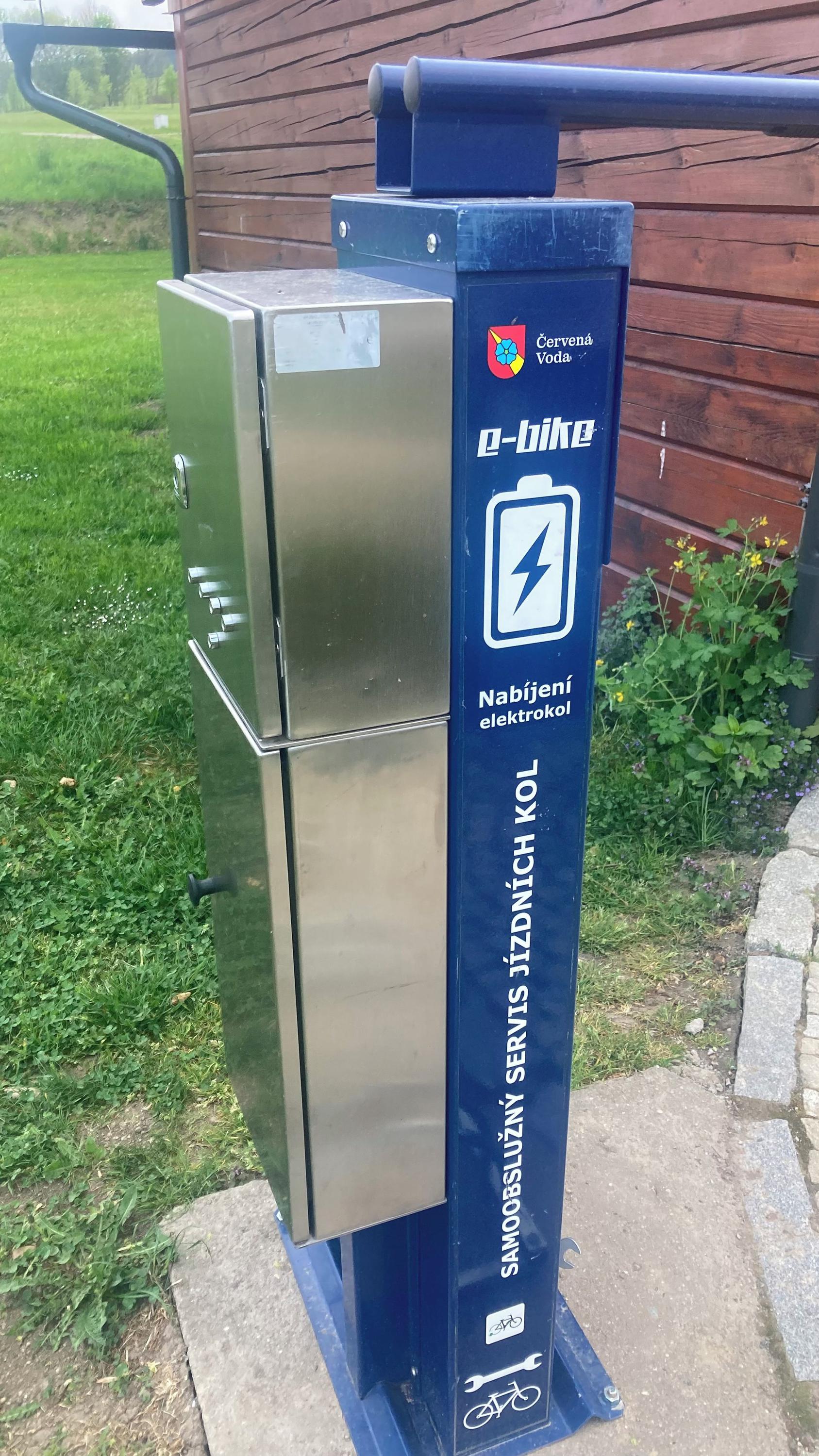 Dobíjecí stanice pro elektrokola Šanov foto 4