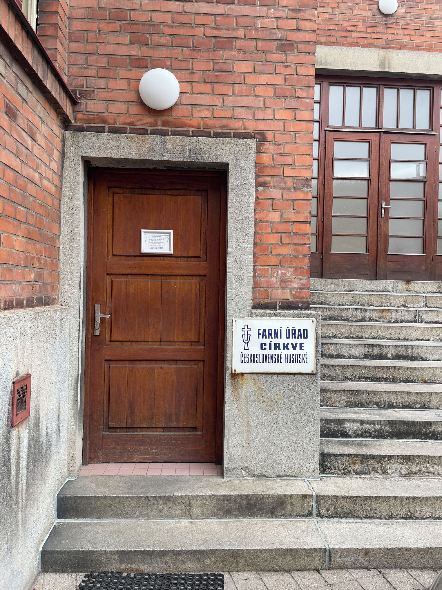 Náboženská obec Církve československé husitské v Hradci Králové foto 2