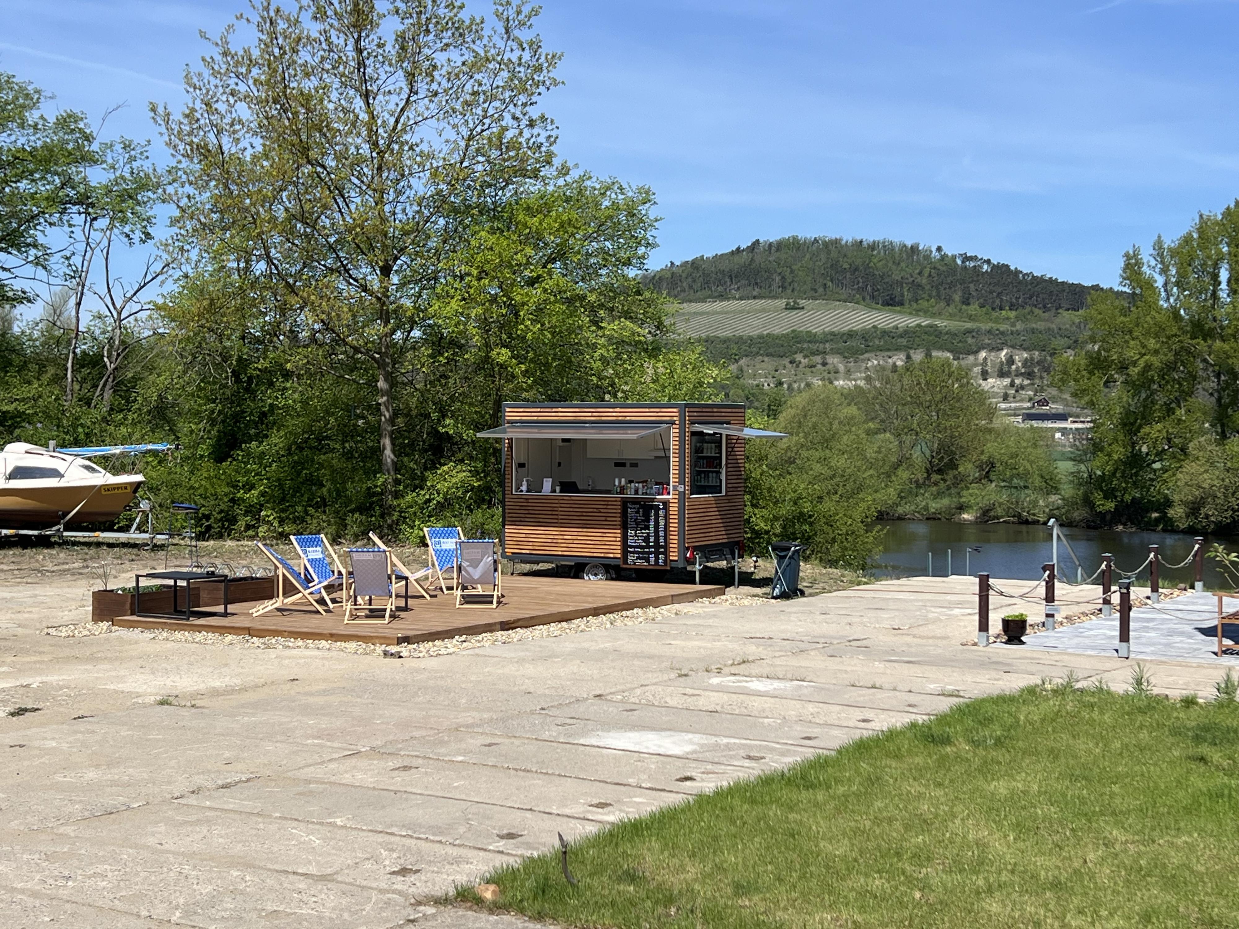 Stánek "Na hoře" v Marina Kozlovice foto 3