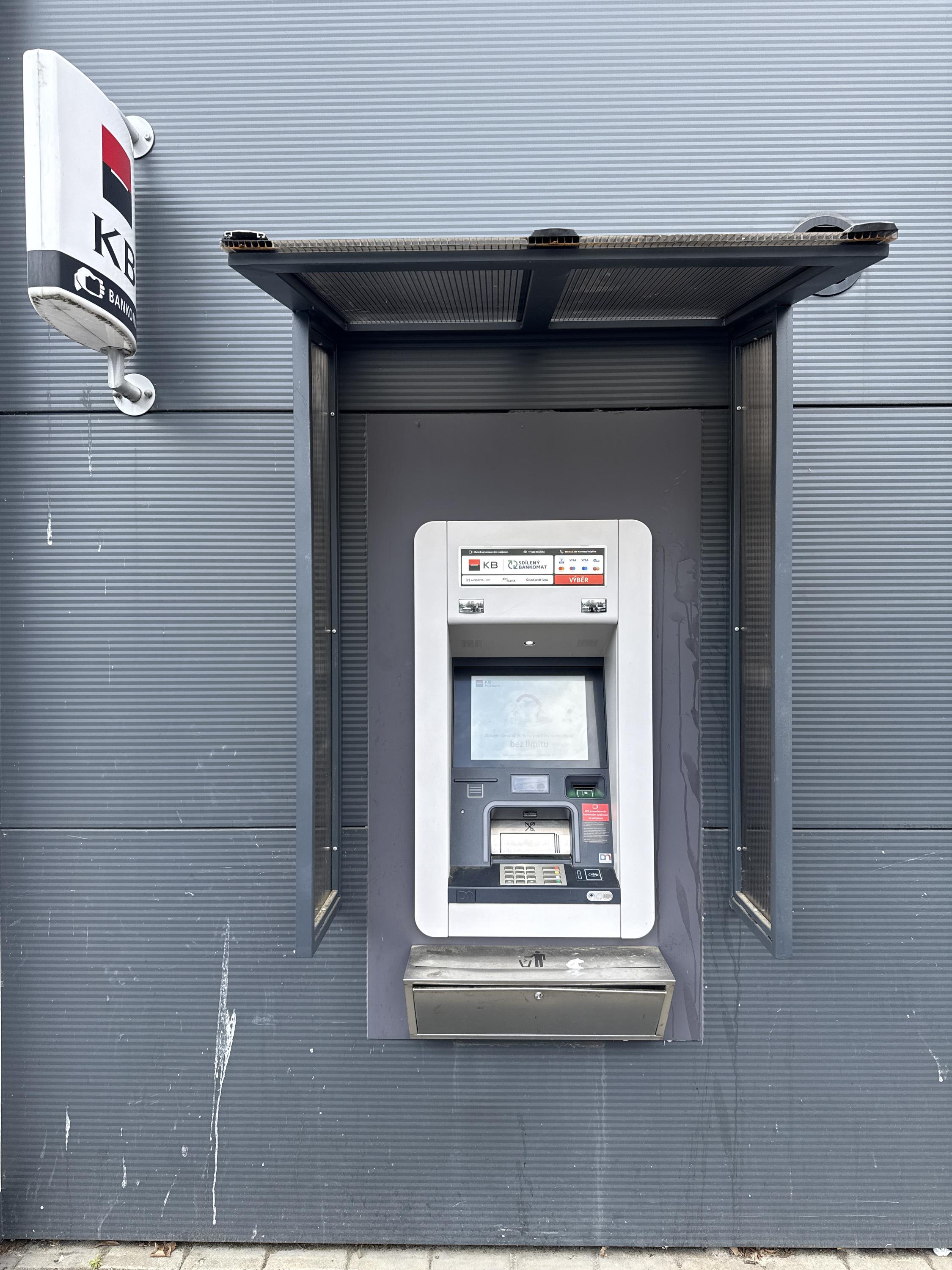 Bankomat Komerční banky foto 1