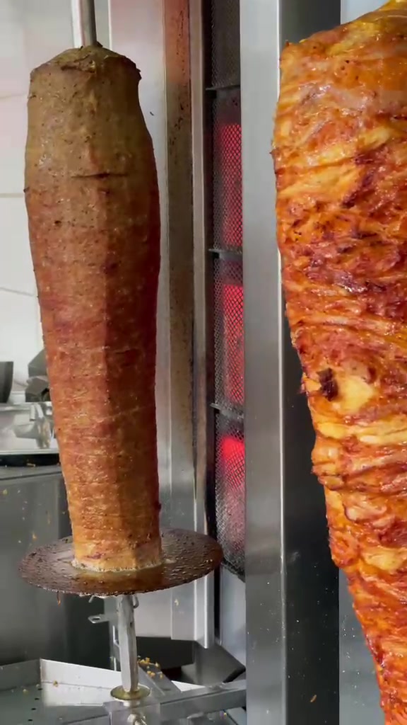 Master Kebab Pizza foto 2 (náhled videa)