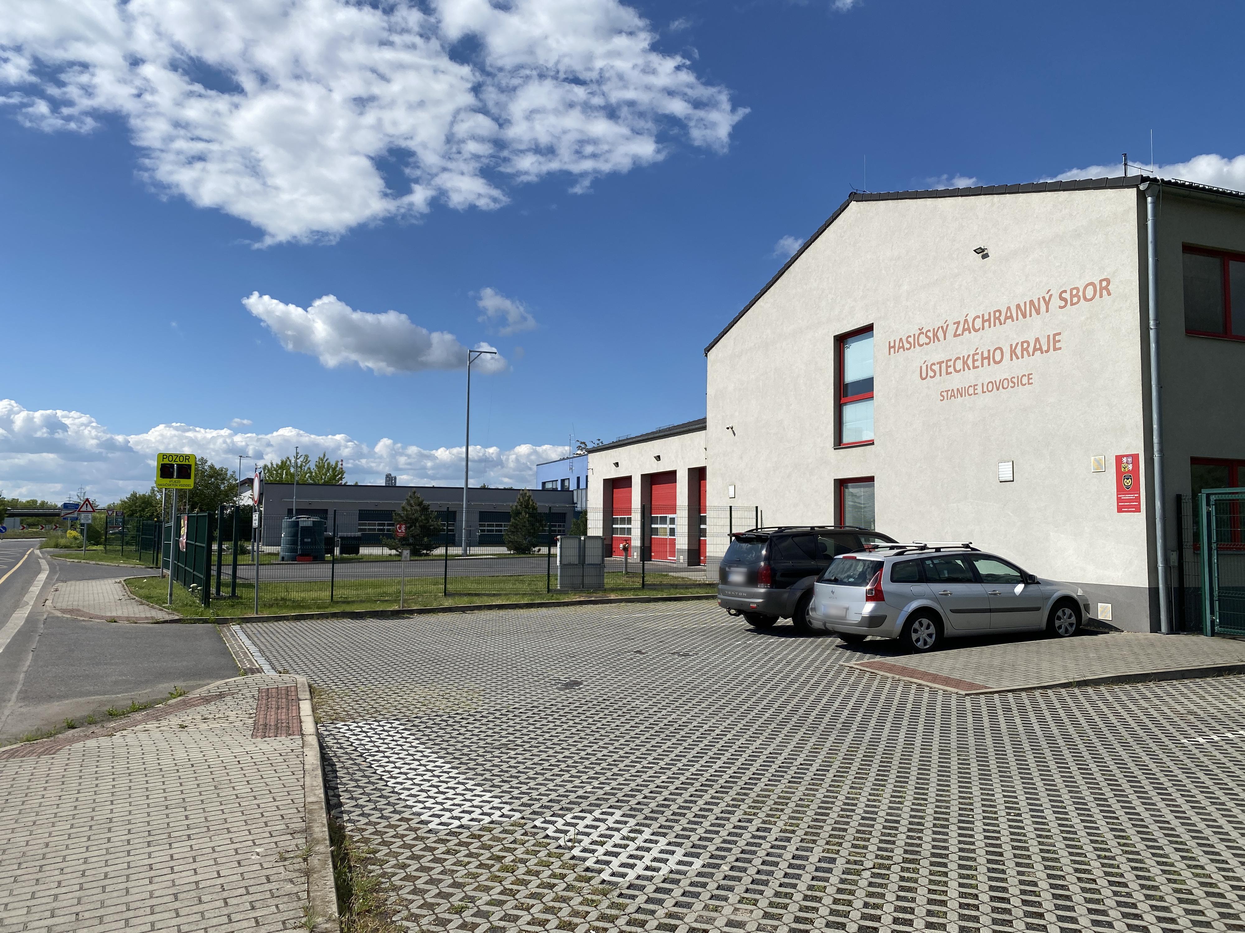 Hasičský záchranný sbor Ústeckého kraje - Požární stanice Lovosice foto 3