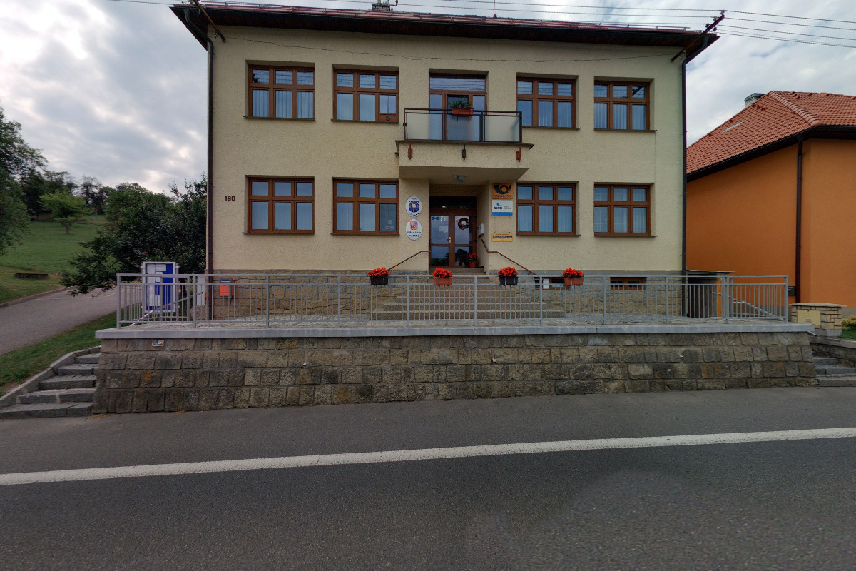 Jasenná - obecní úřad foto 5