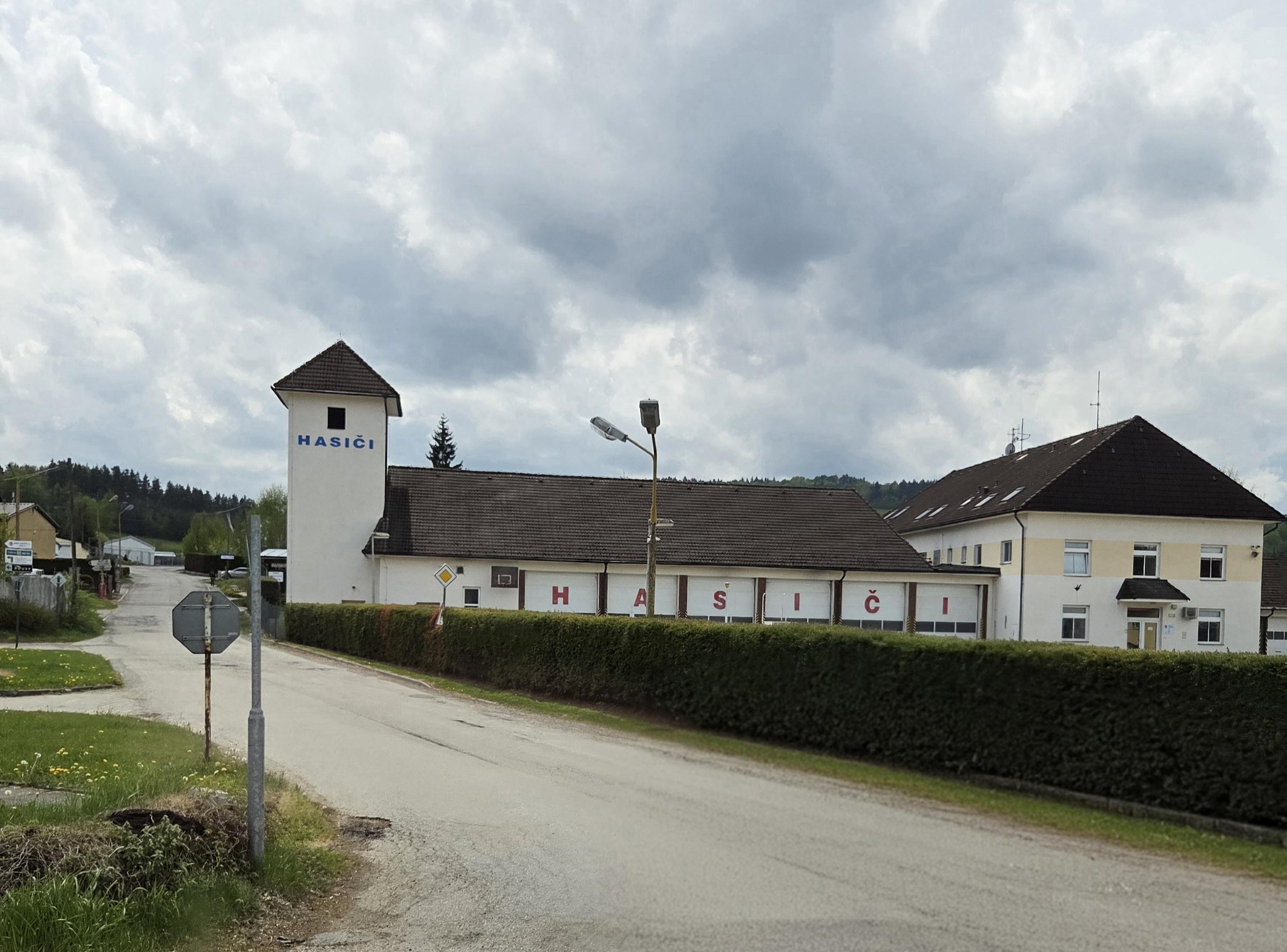 Hasičský záchranný sbor Jihočeského kraje - Požární stanice Vimperk foto 5