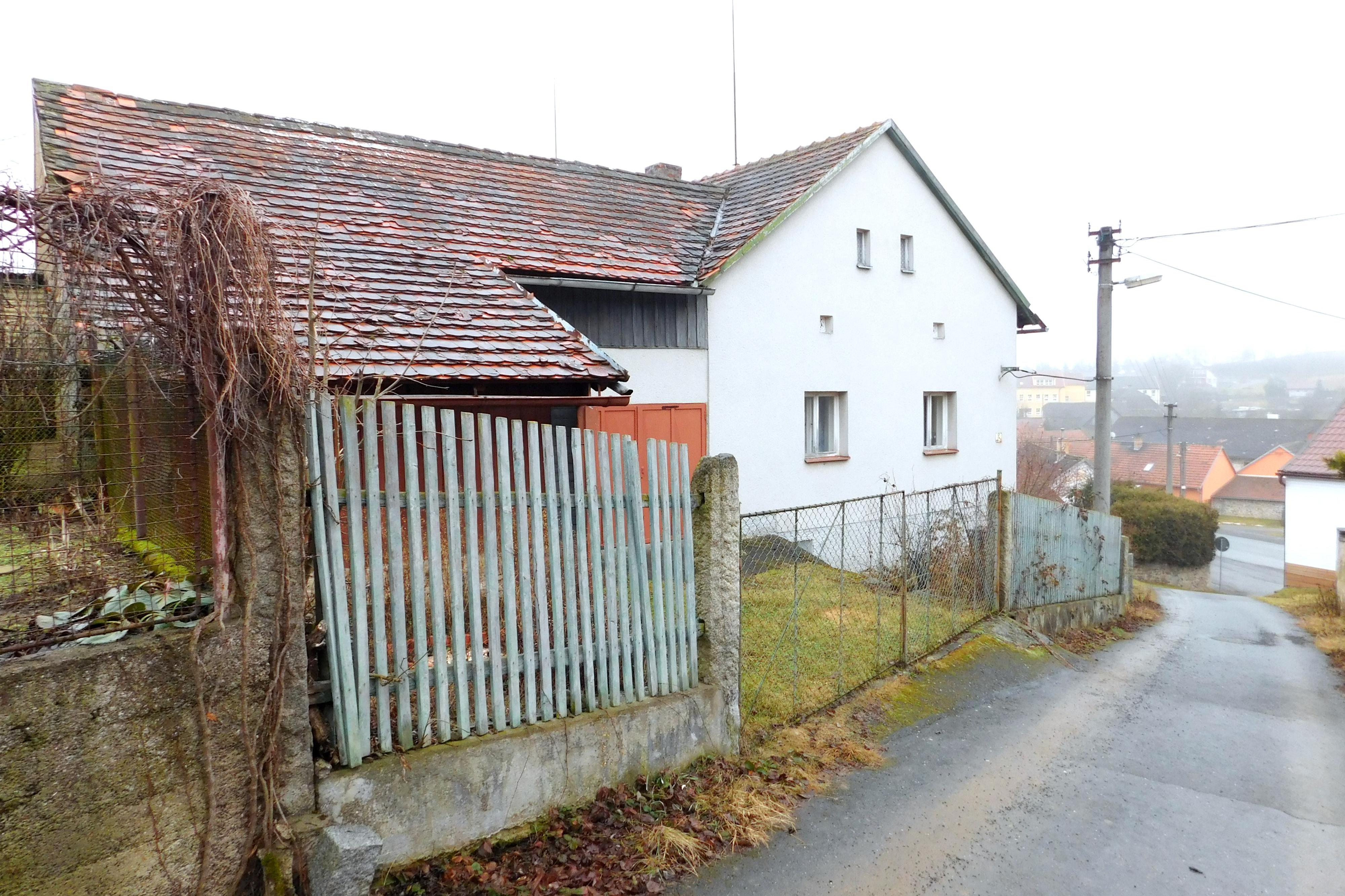 RODINNÝ DŮM V OBCI DOLNÍ HBITY, k. ú. Dolní Hbity