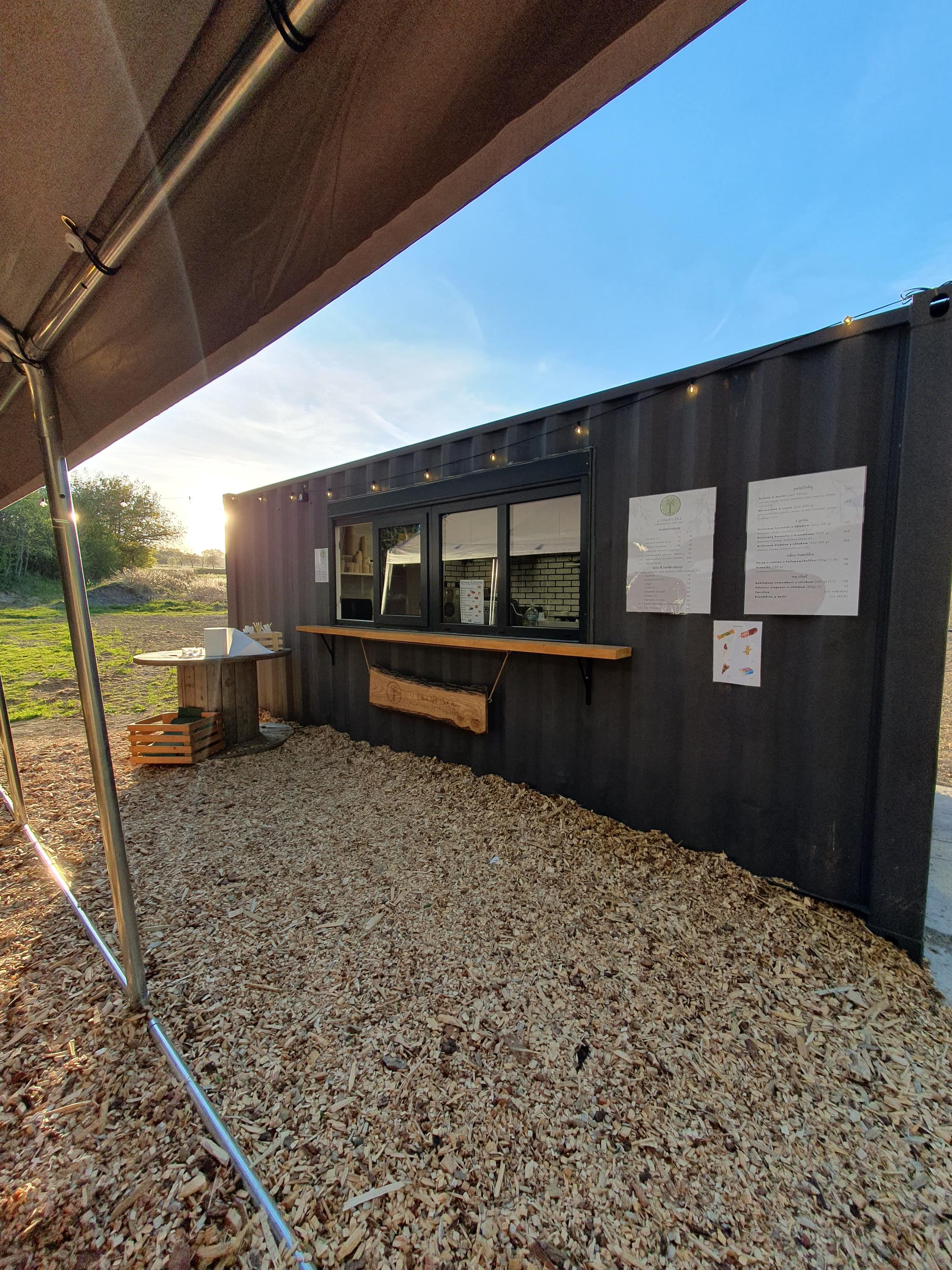 Třídvorský minibar & Bar U Františka