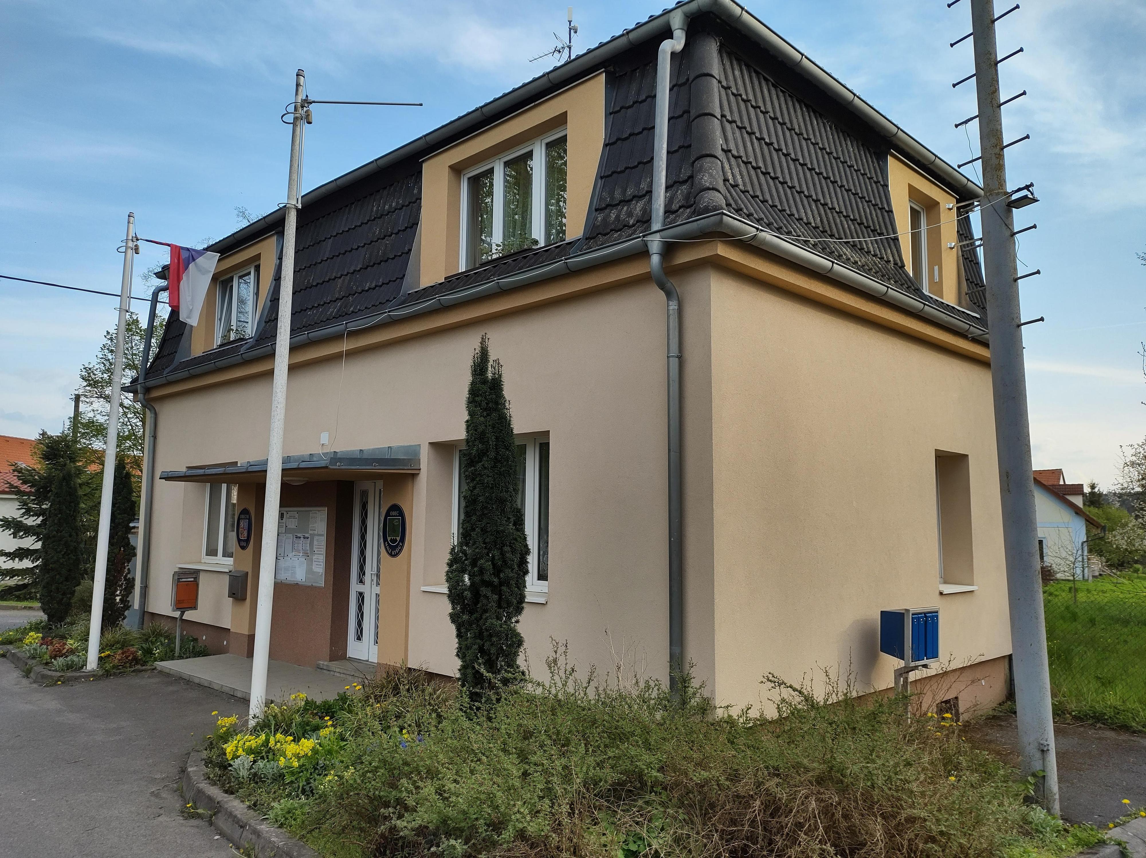 Malé Kyšice - obecní úřad foto 4