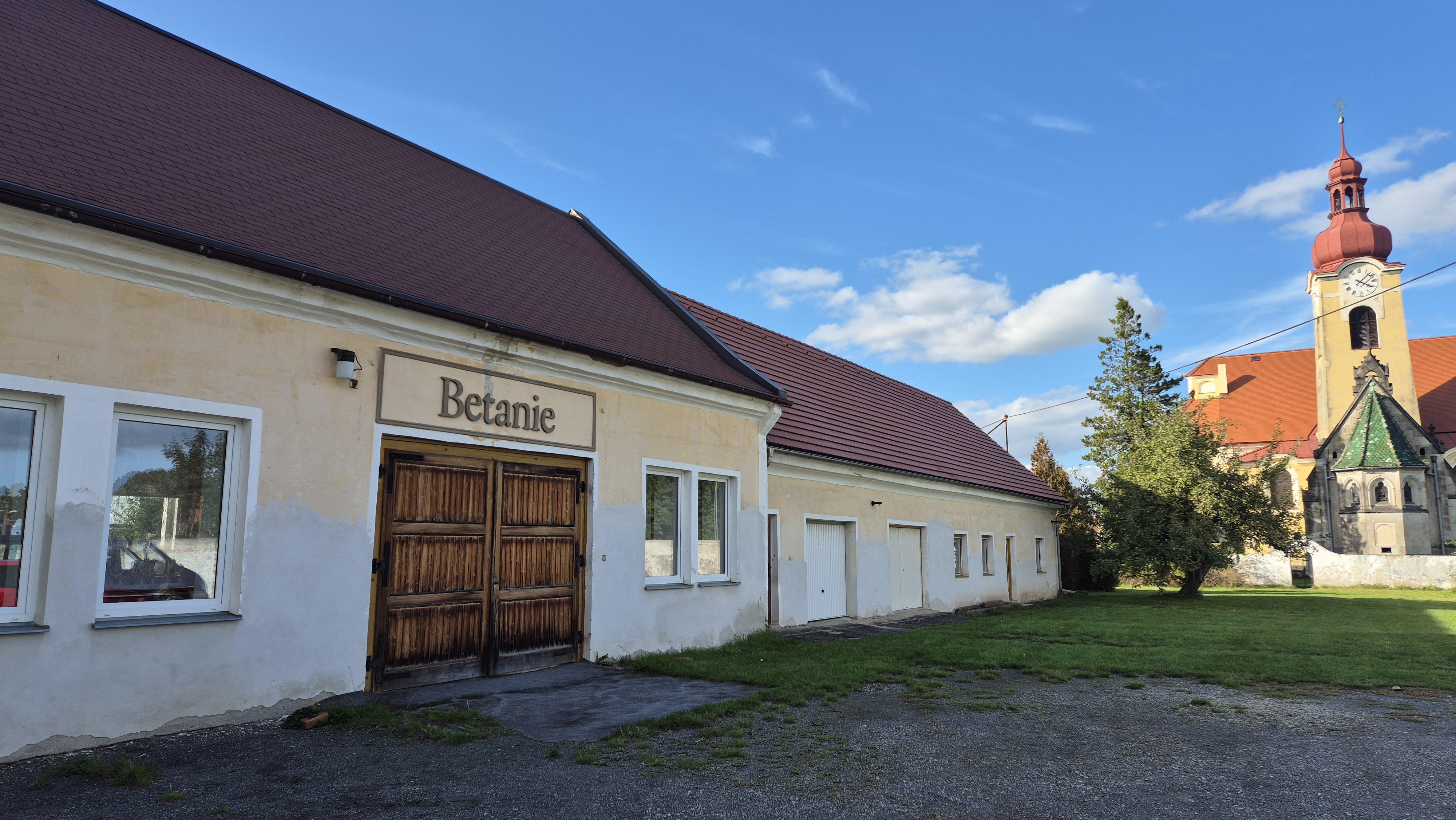Farní areál Betánie - ubytování a společenský sál foto 4