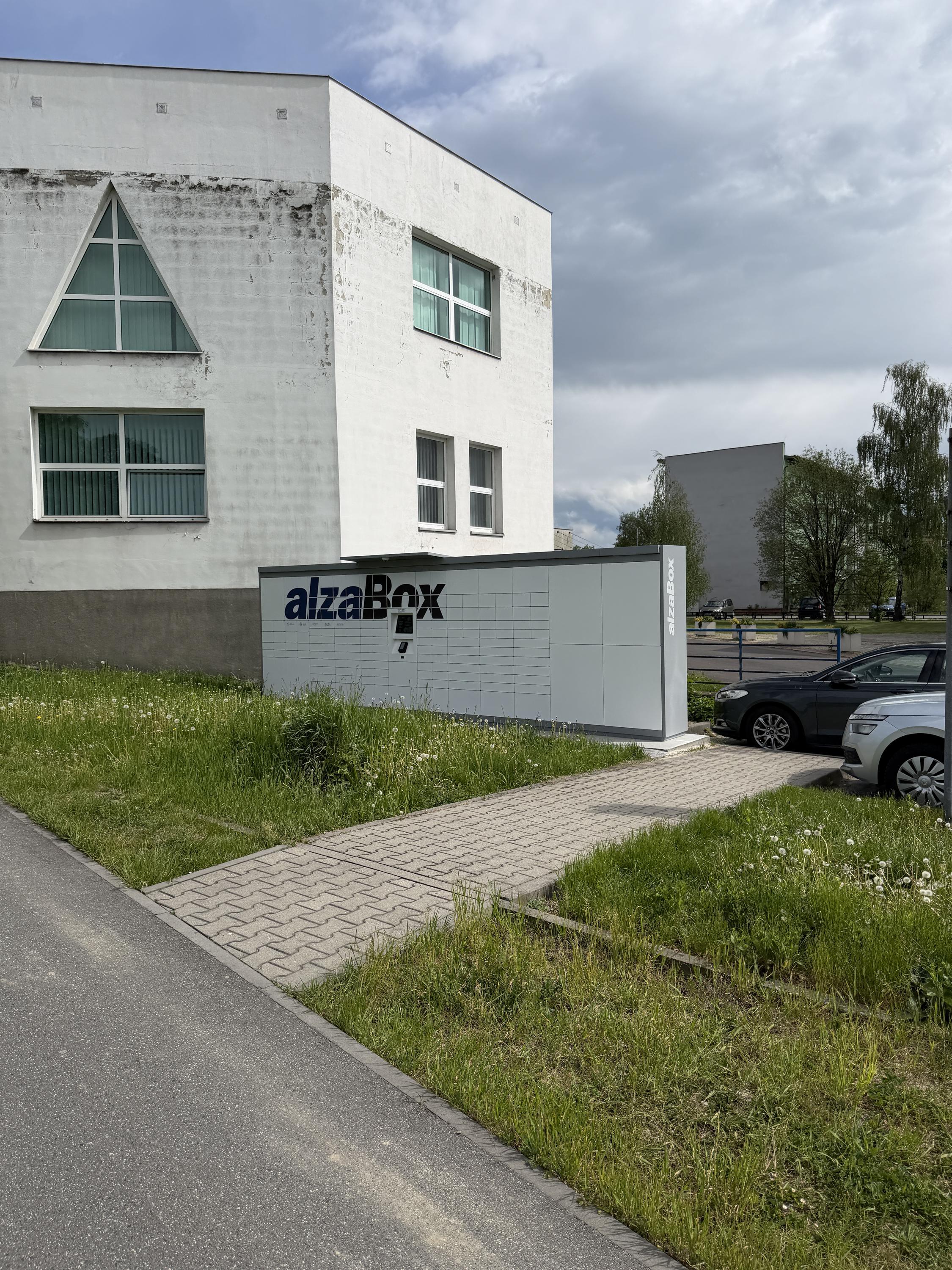 AlzaBox foto 2