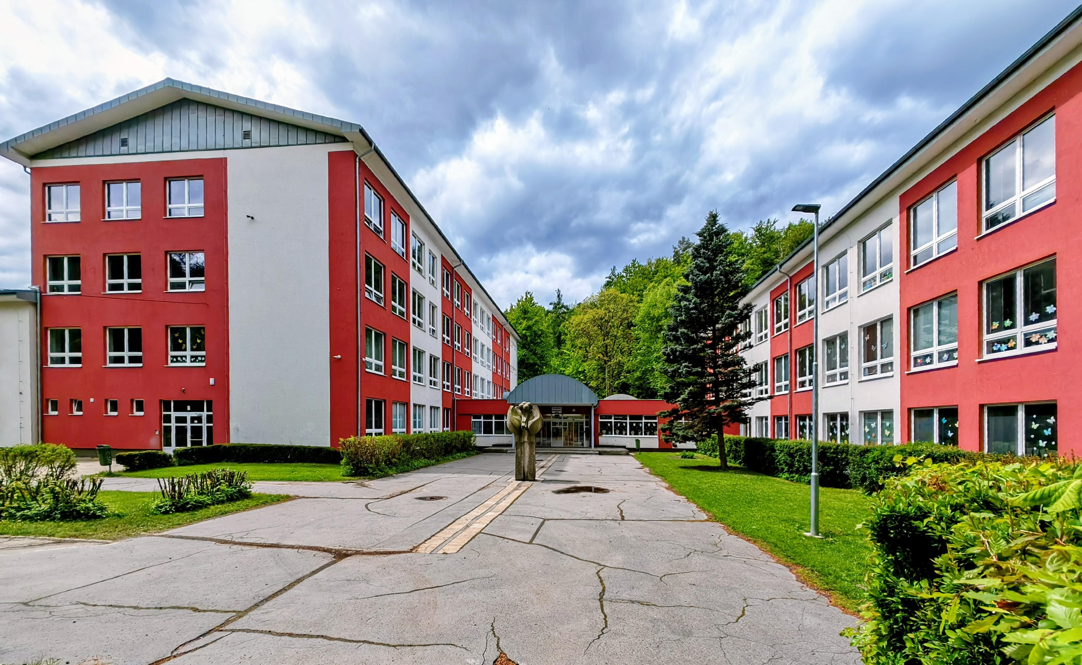 ZŠ a MŠ Desná foto 6