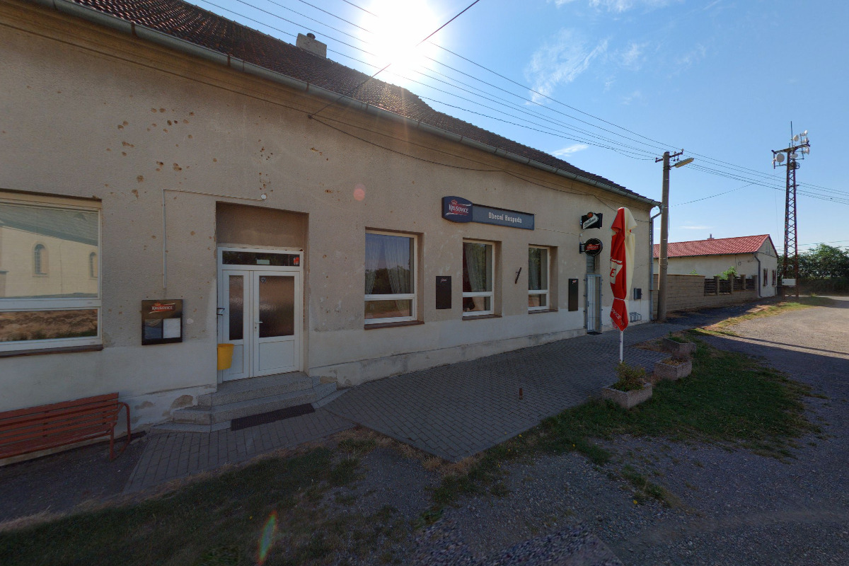 Obecní hospoda Želenice