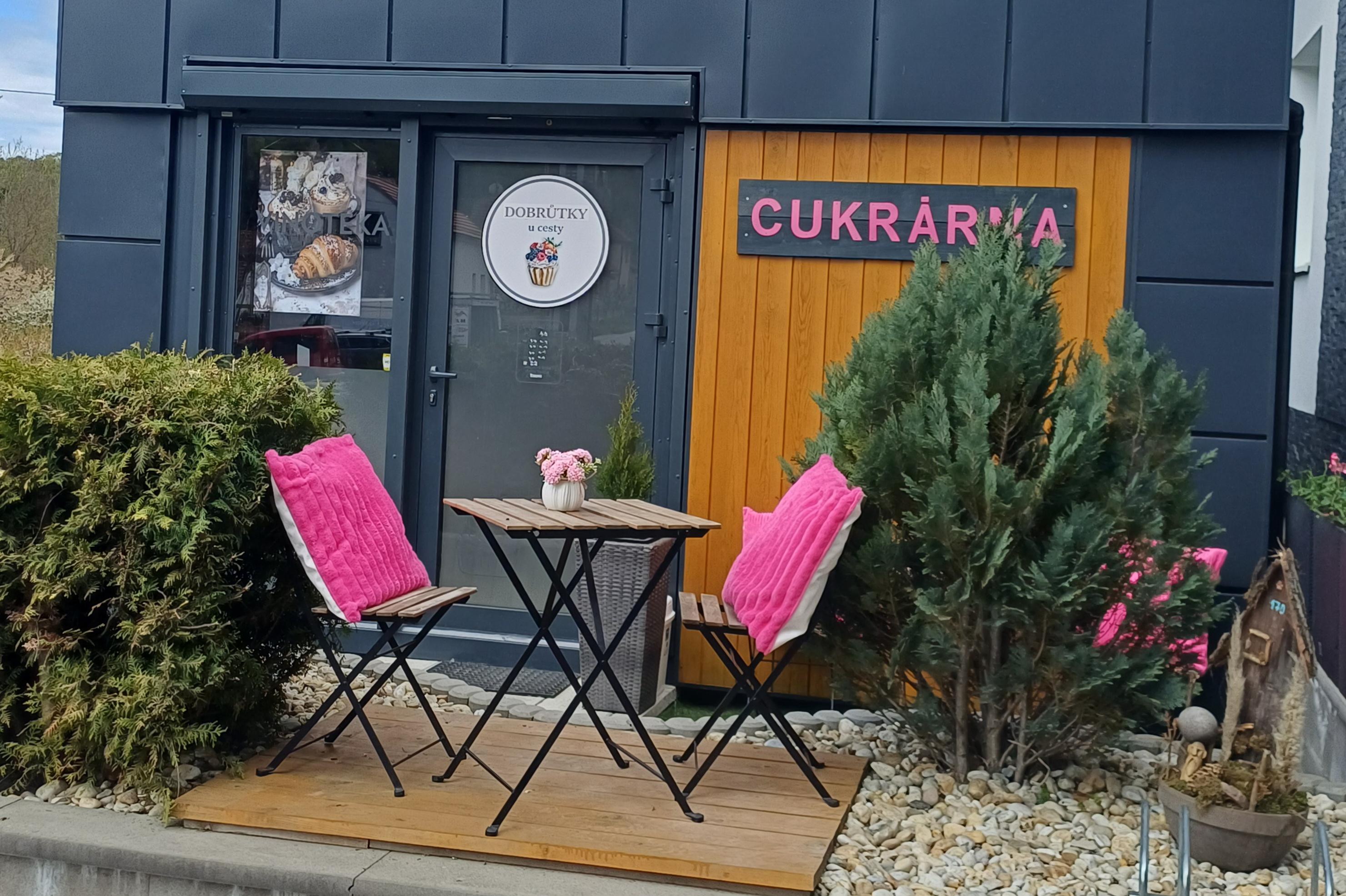 Dobrůtky u cesty