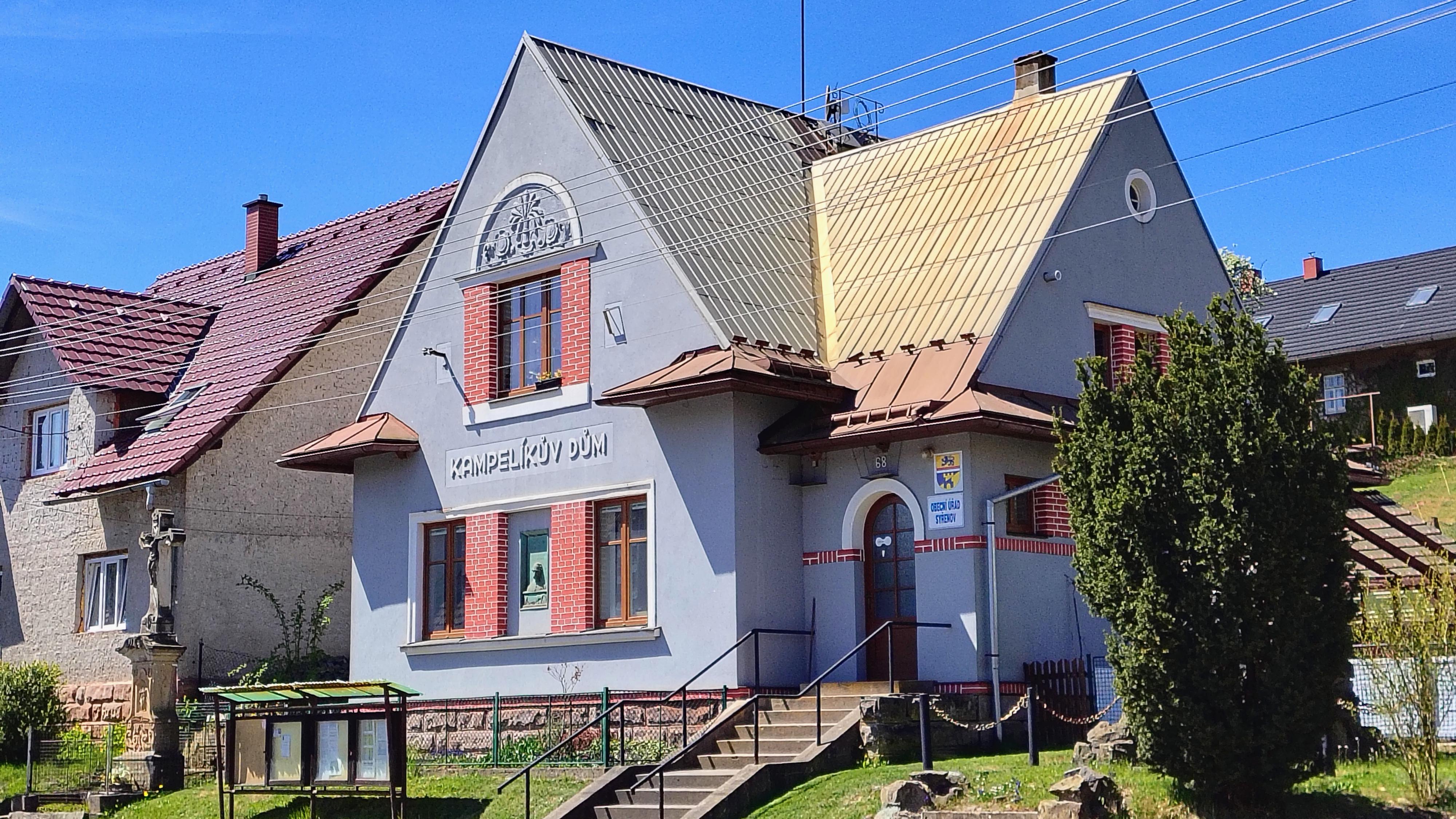Syřenov - obecní úřad foto 2