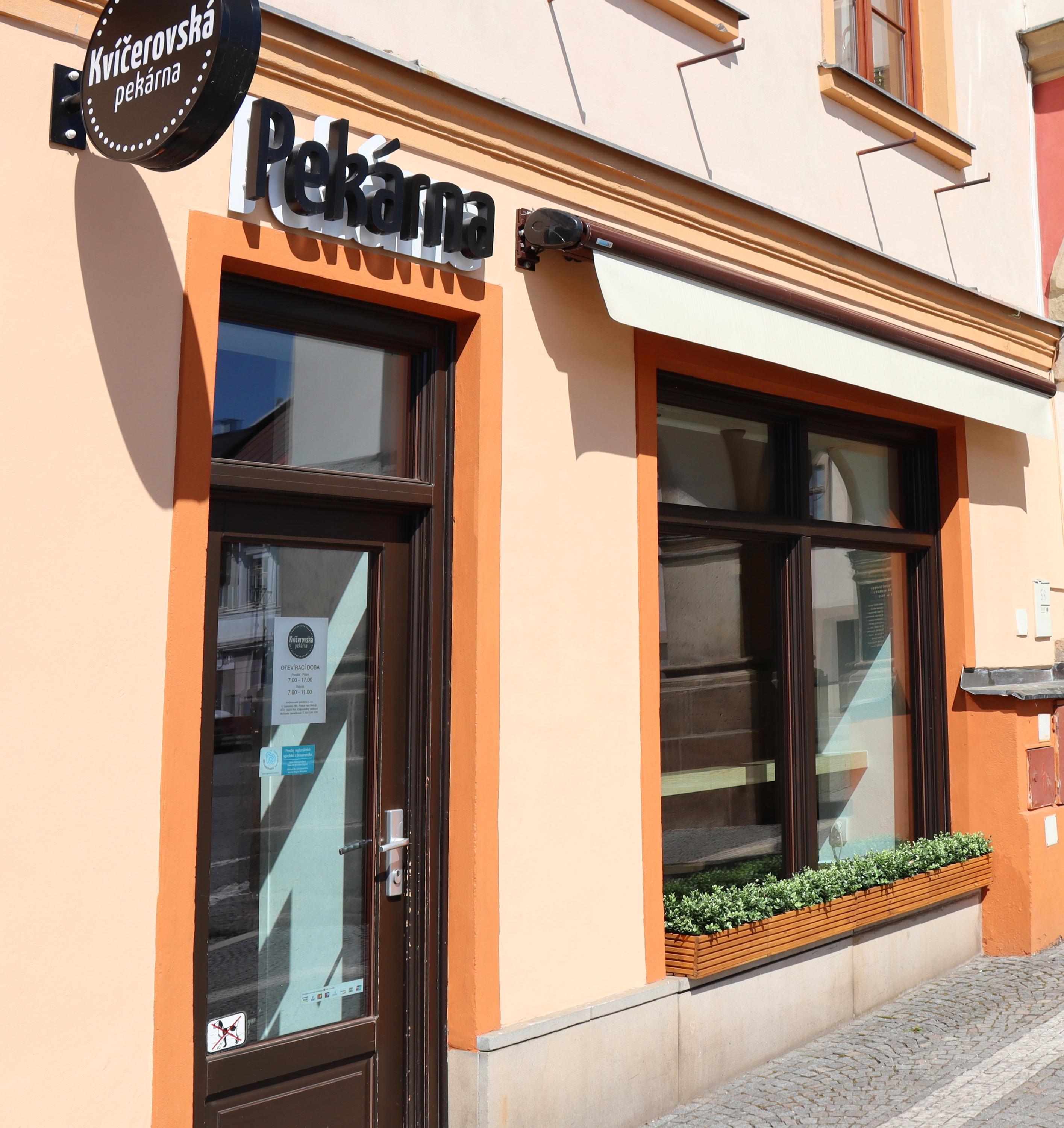 KVÍČEROVSKÁ PEKÁRNA foto 2