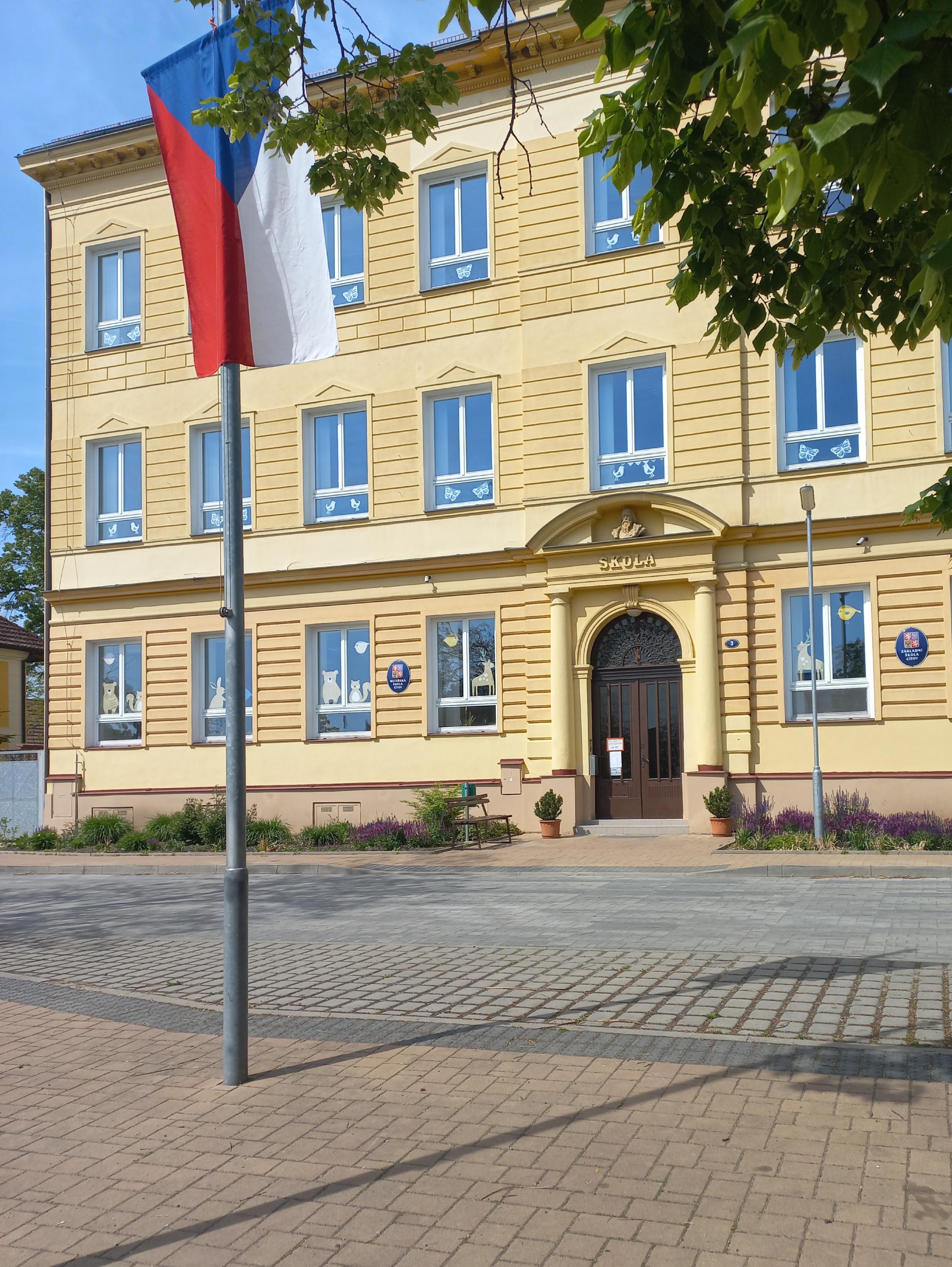 Základní škola a Mateřská škola Cítov, okres Mělník foto 2