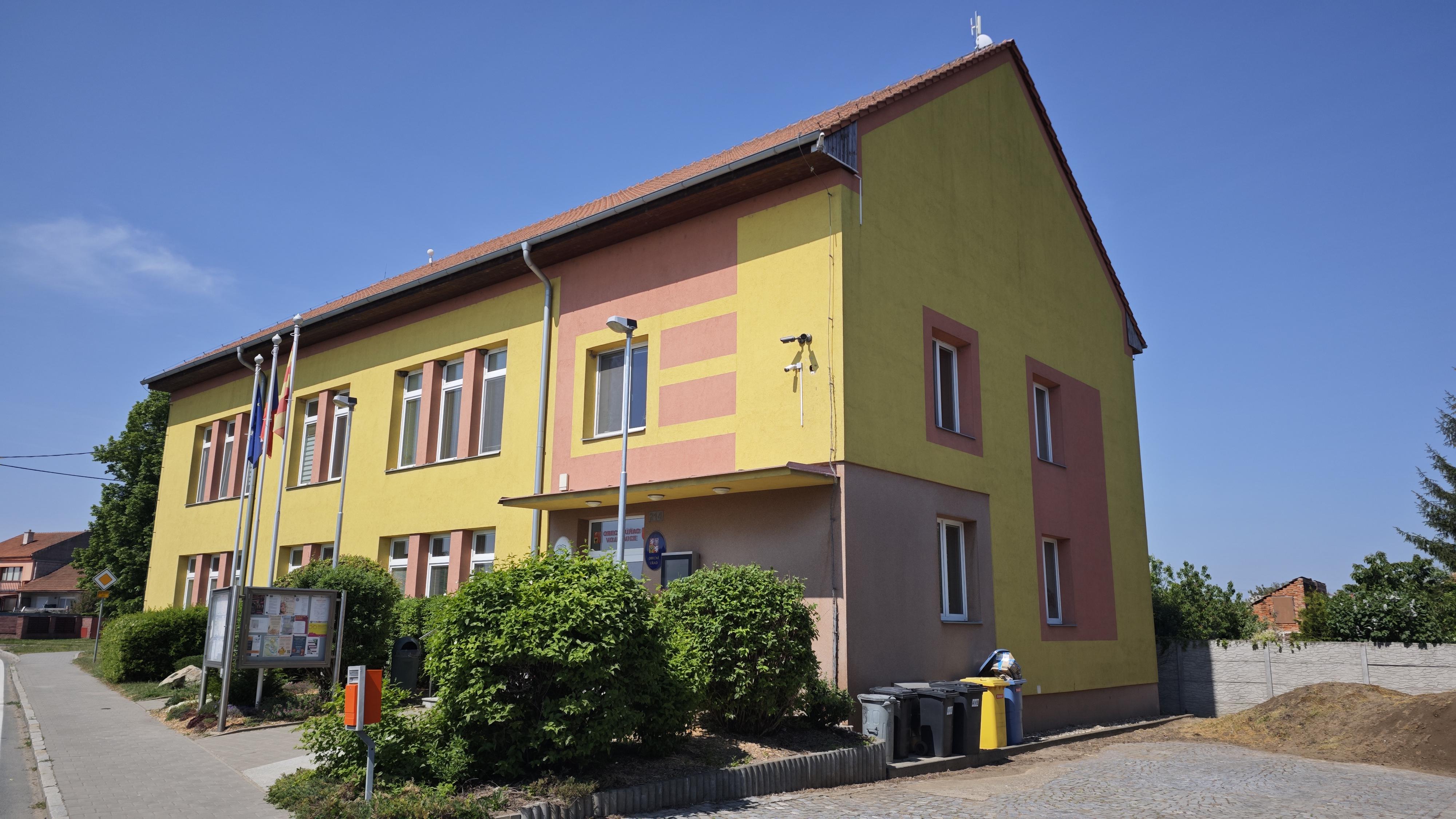 Obecní knihovna Vojkovice foto 2