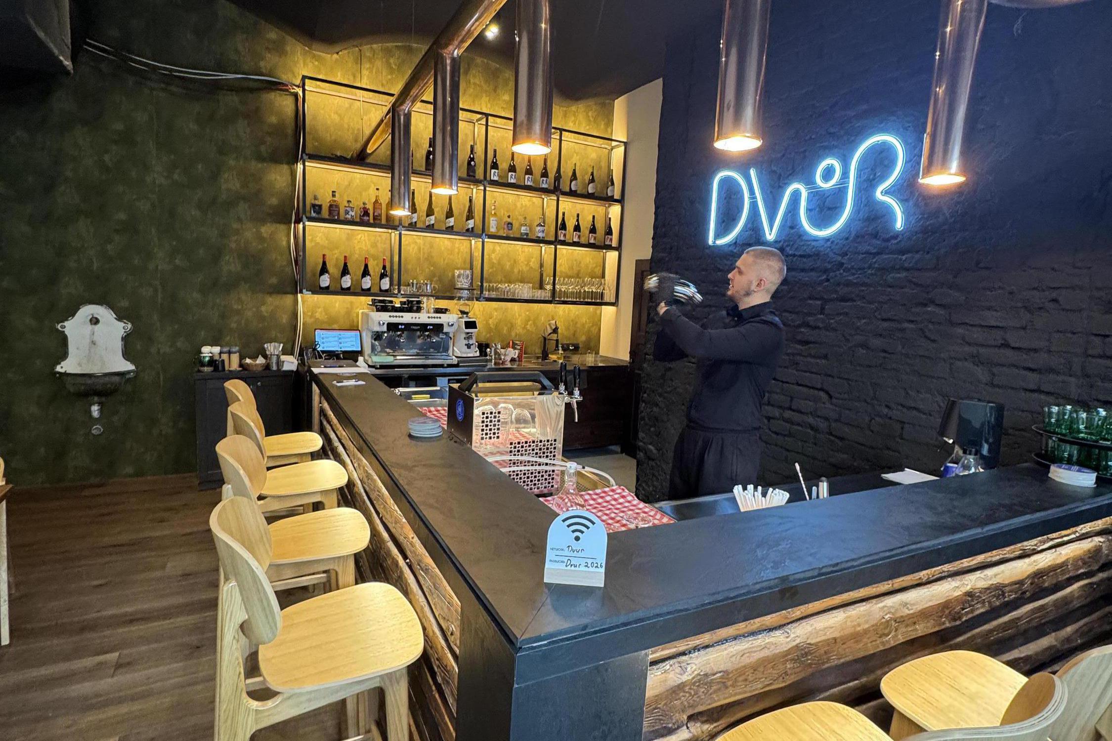 Restaurace Dvůr