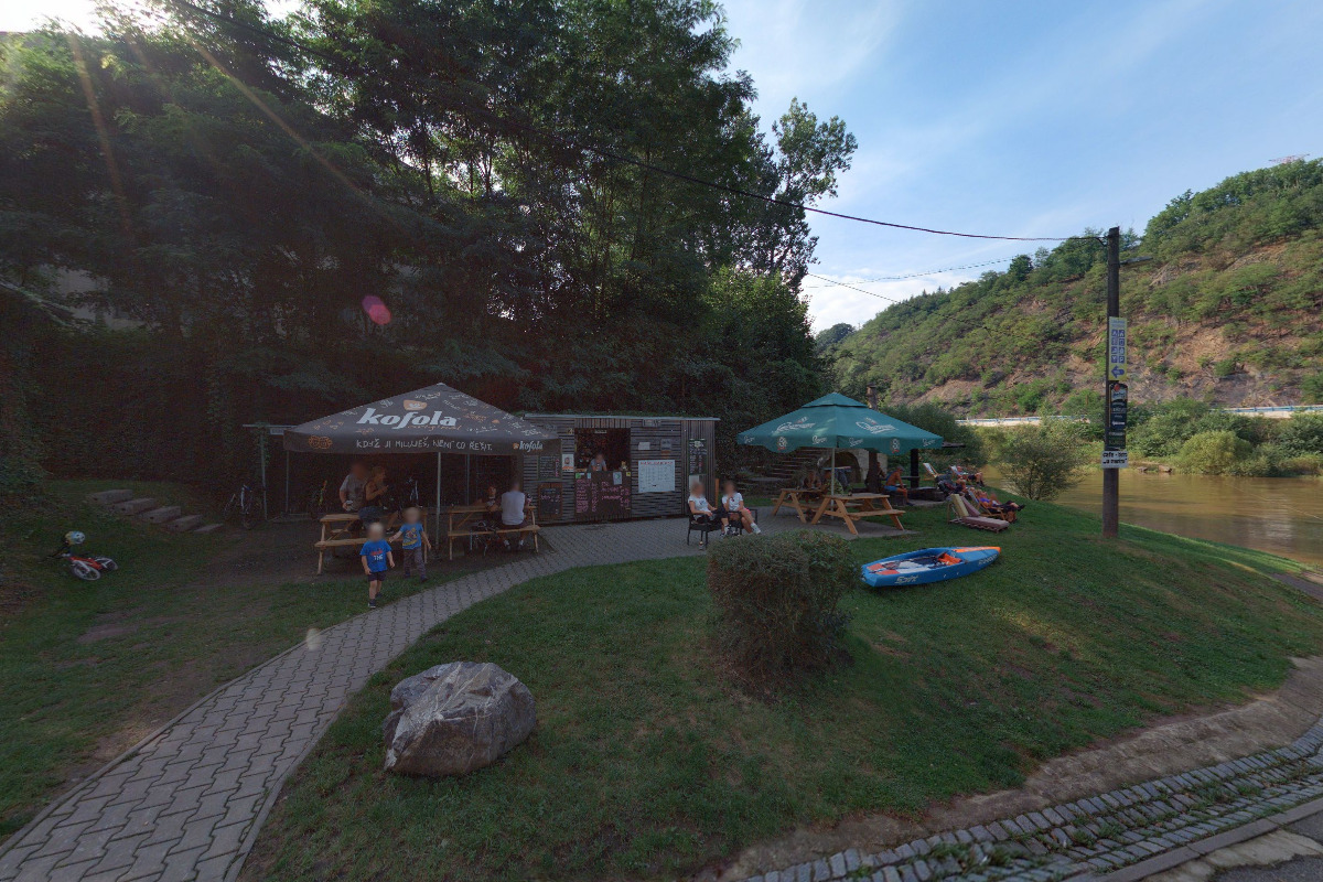 Multifunkční nabíjecí stanice TIP SPOT