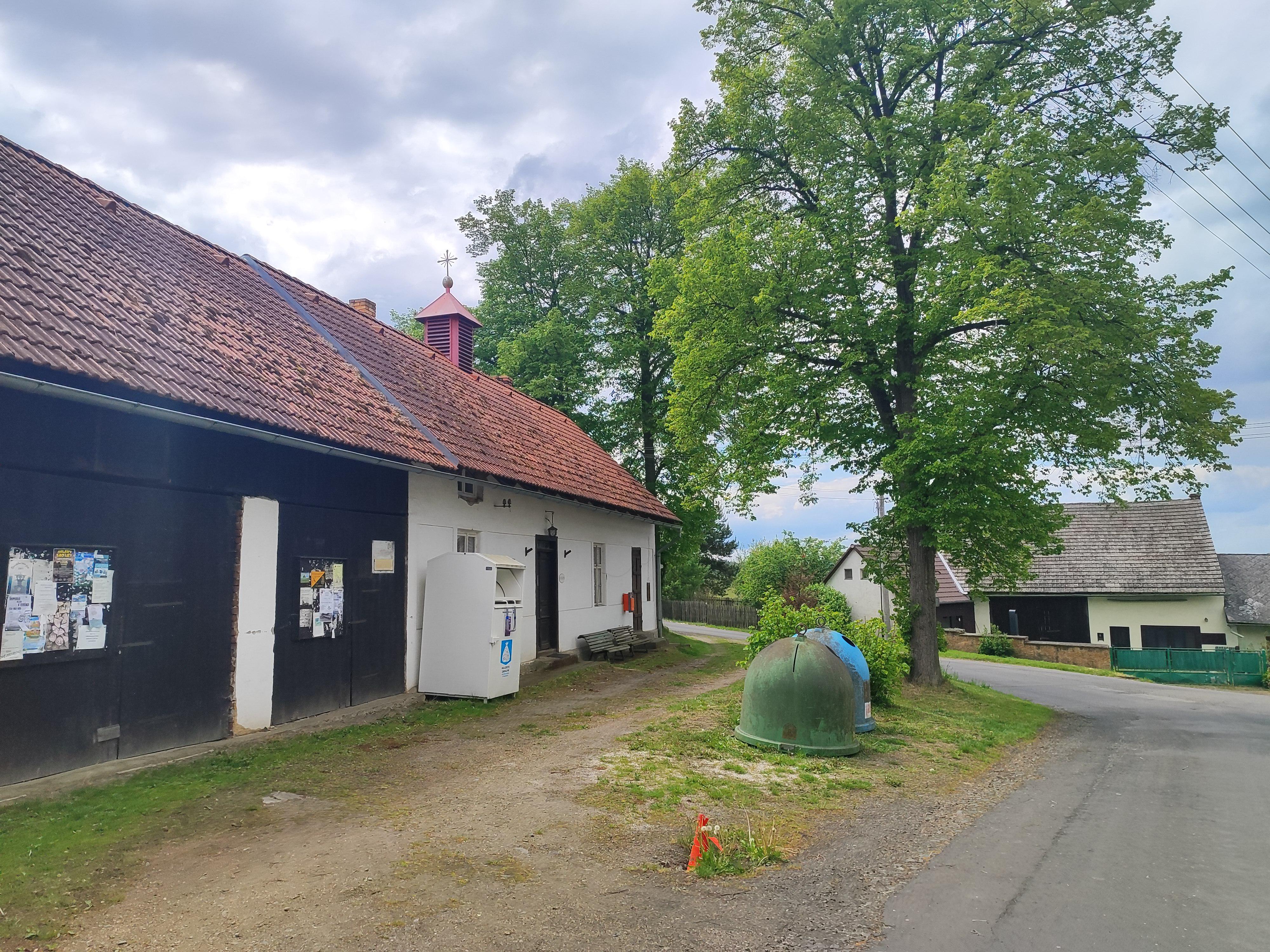 Čilá - obecní úřad foto 2