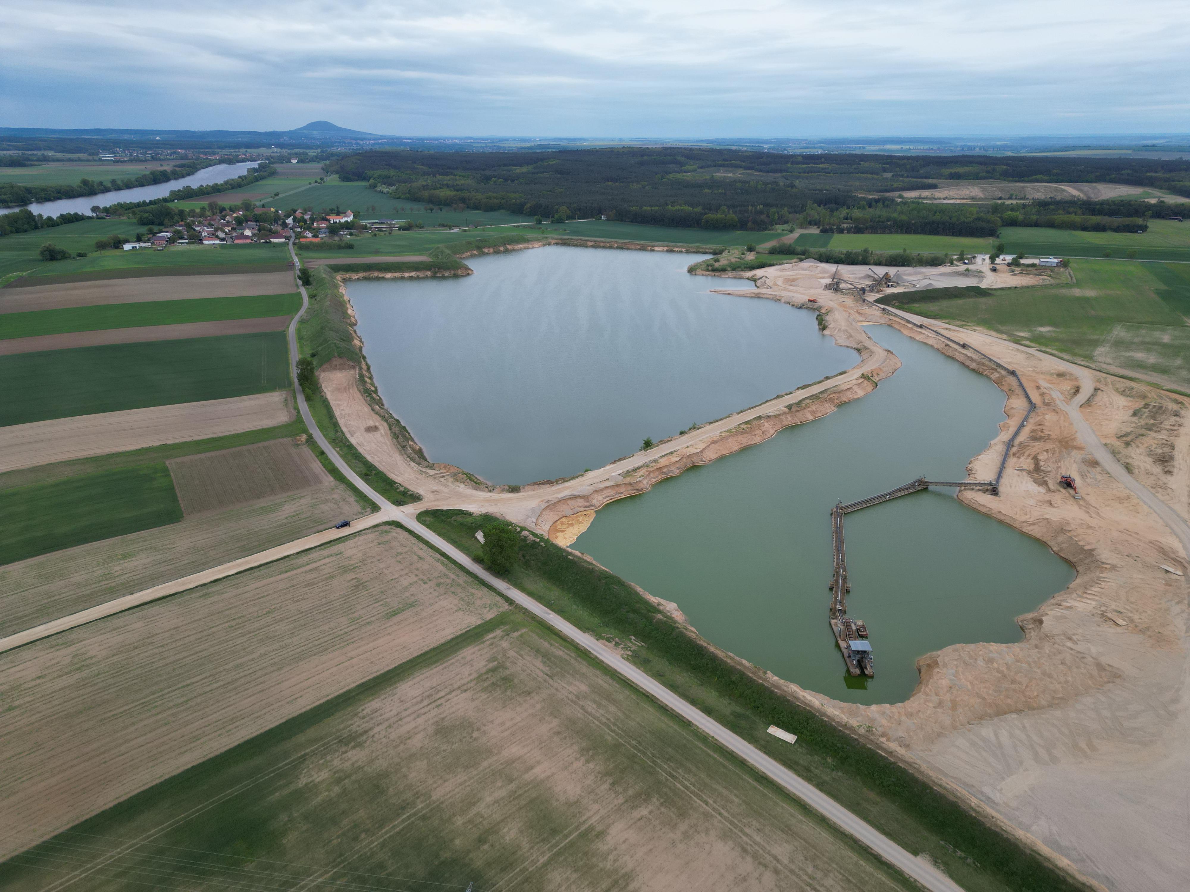 Pískovna Nučničky - České štěrkopísky spol. s r.o.