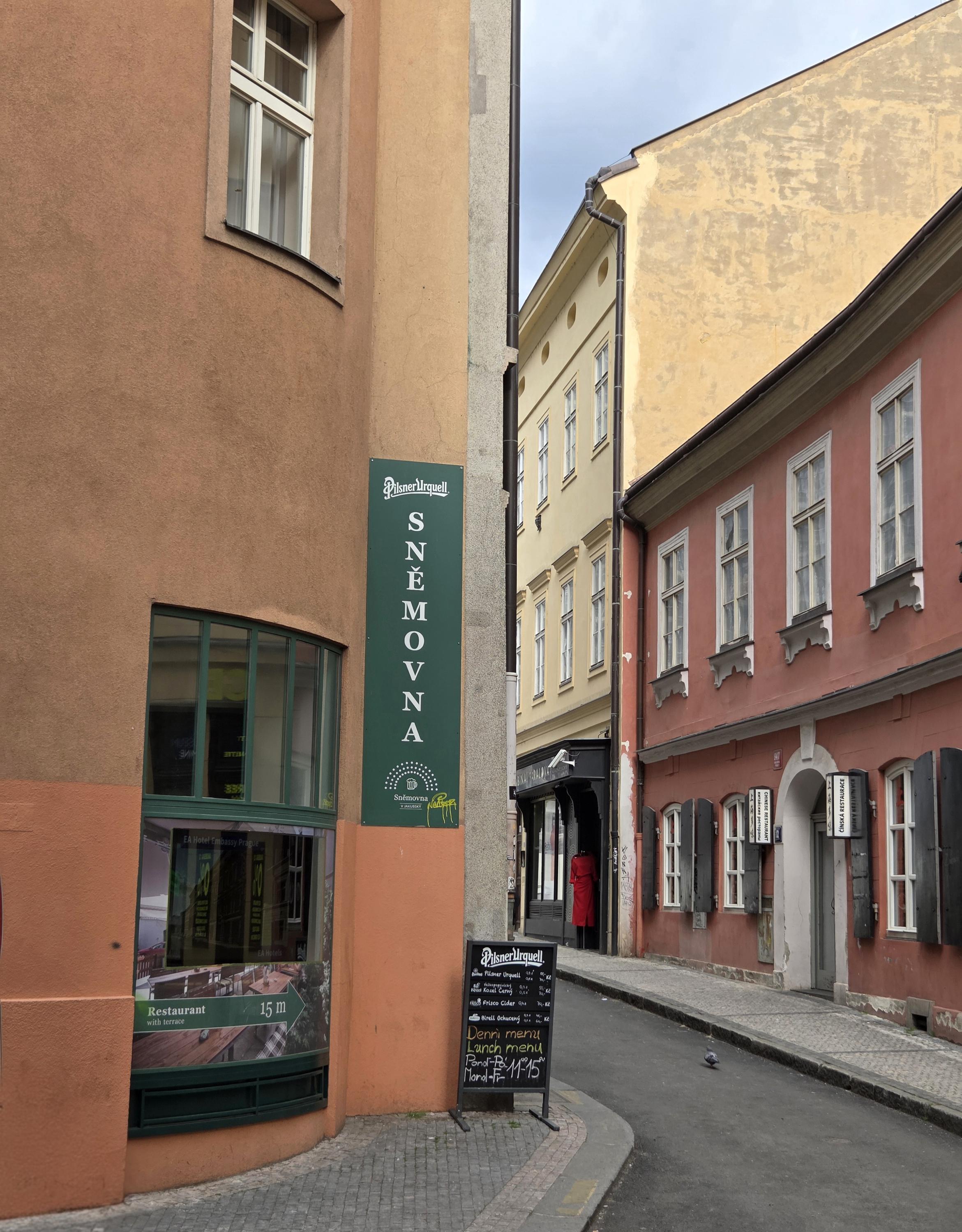 Sněmovna v Jakubský foto 2