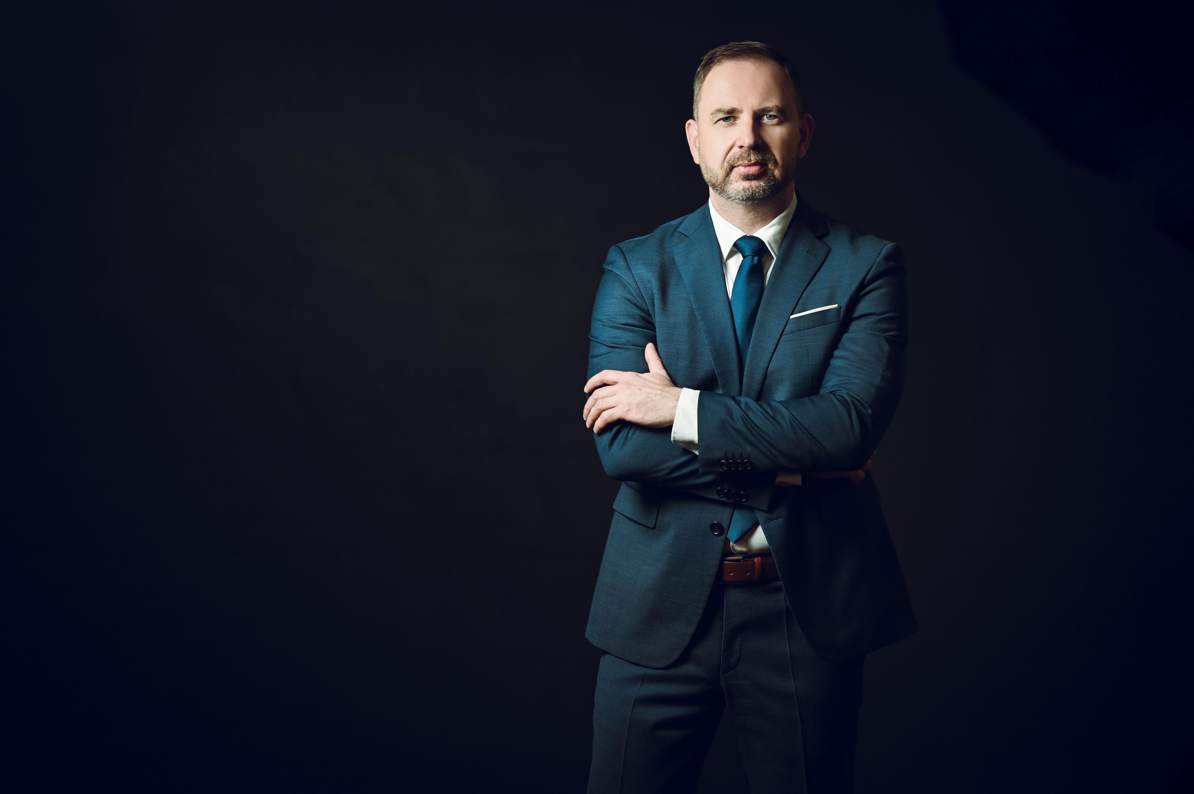 Mgr. Marek Rovňák - finanční, účetní a daňový poradce
