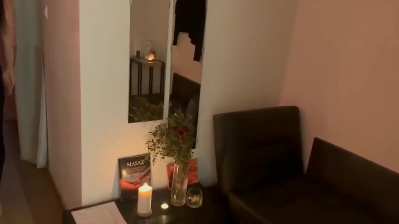 Erotic - tantra massage Coccinelle foto 2 (náhled videa)