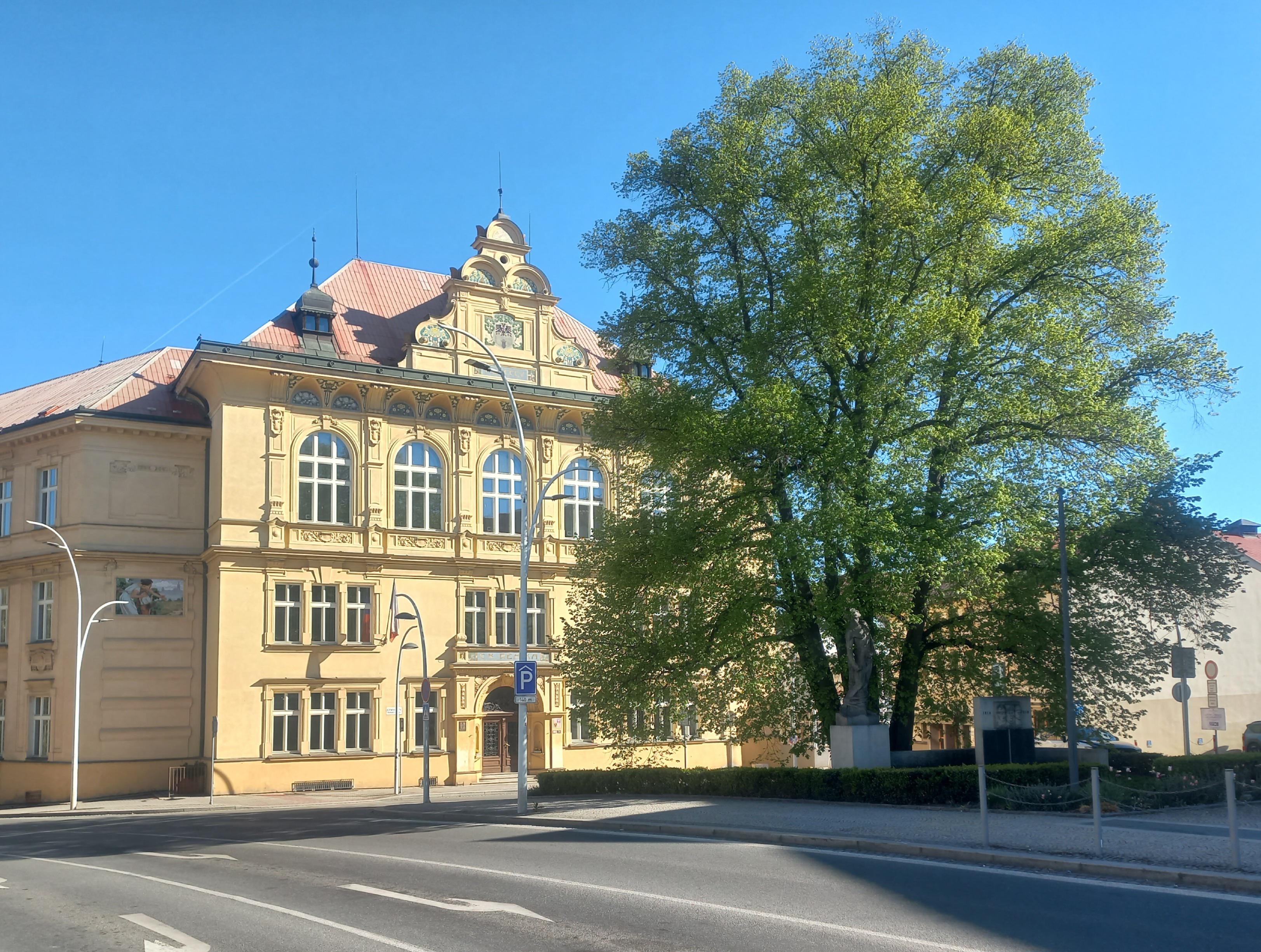 Gymnázium Pierra de Coubertina, Tábor, Náměstí Františka Křižíka 860 foto 5