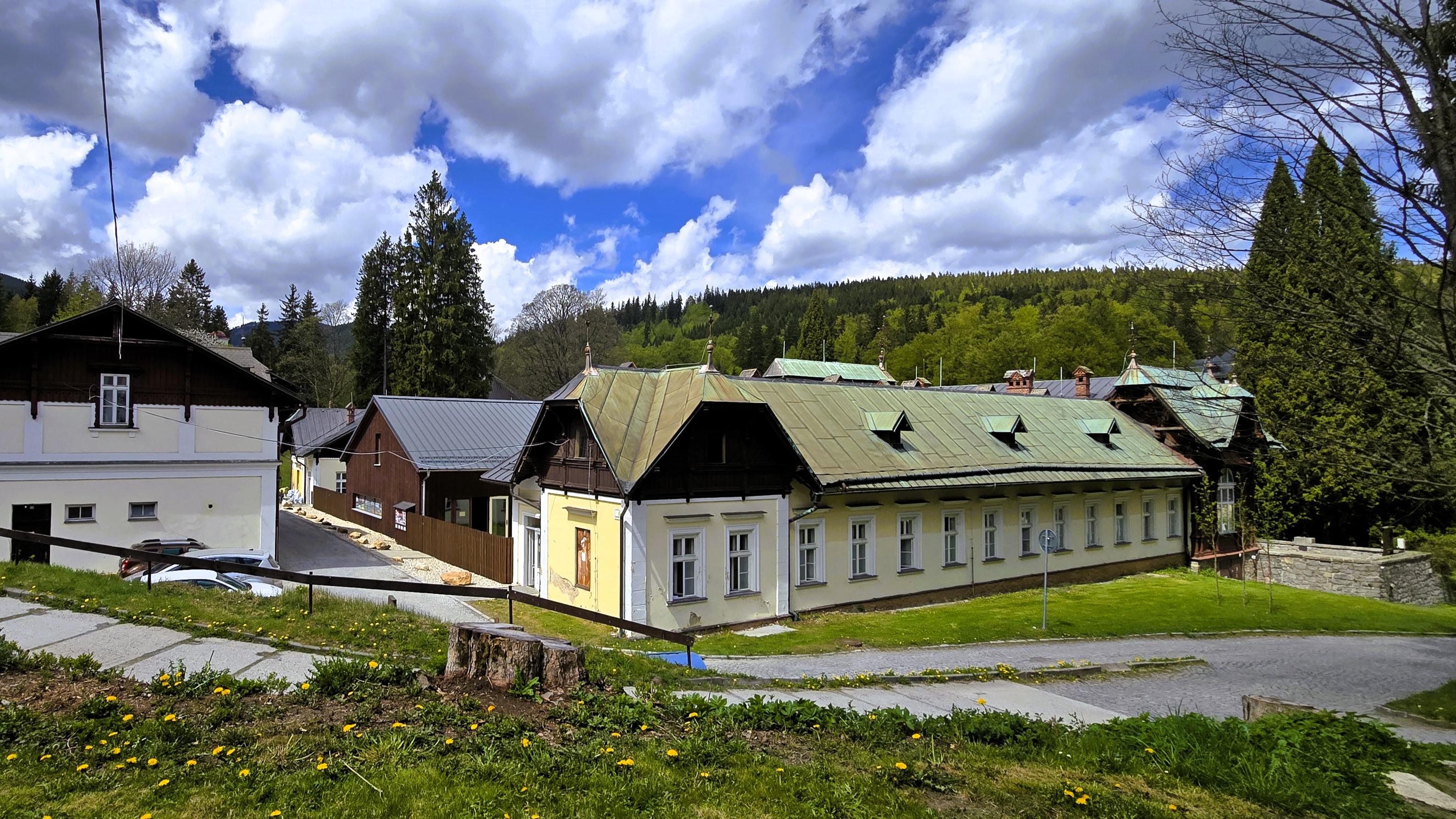 Bazénový komplex - Horské lázně Karlova Studánka foto 2
