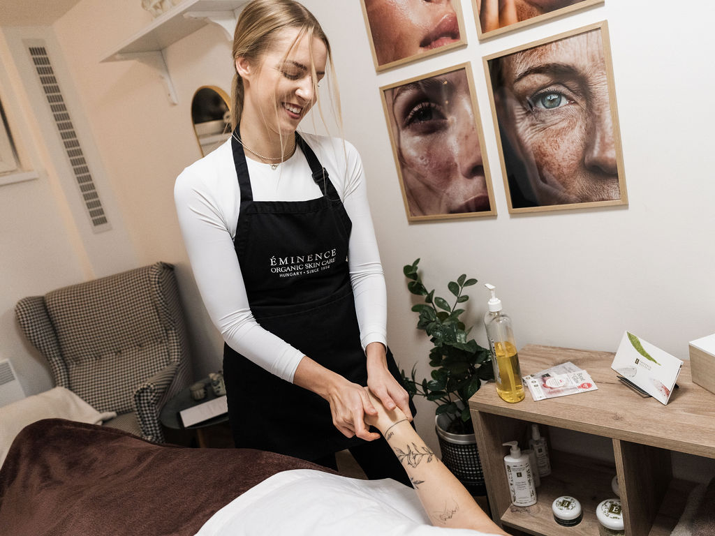 Kosmetický salon - Na vlastní pleť
