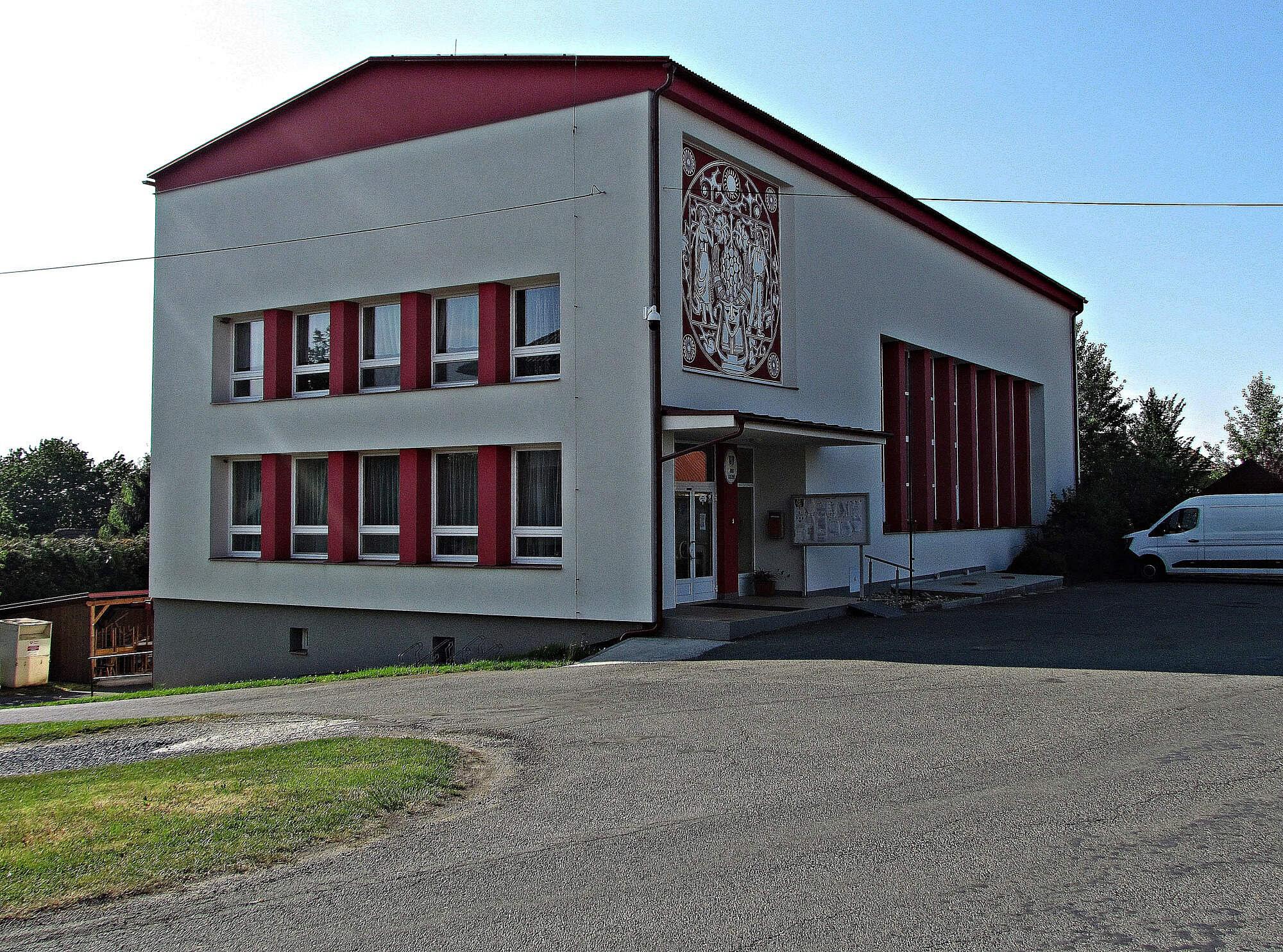 Újezdec - obecní úřad foto 5