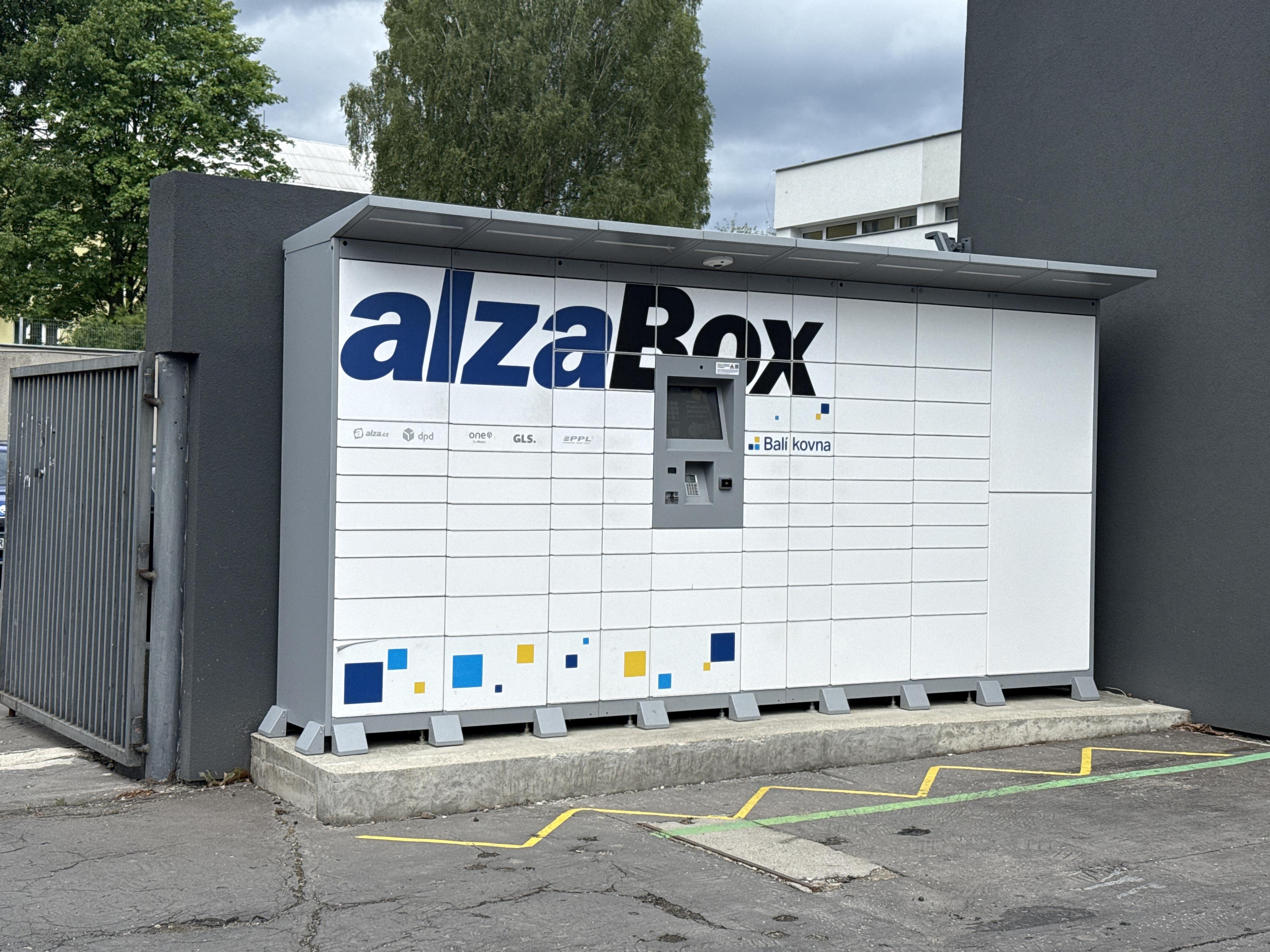 AlzaBox