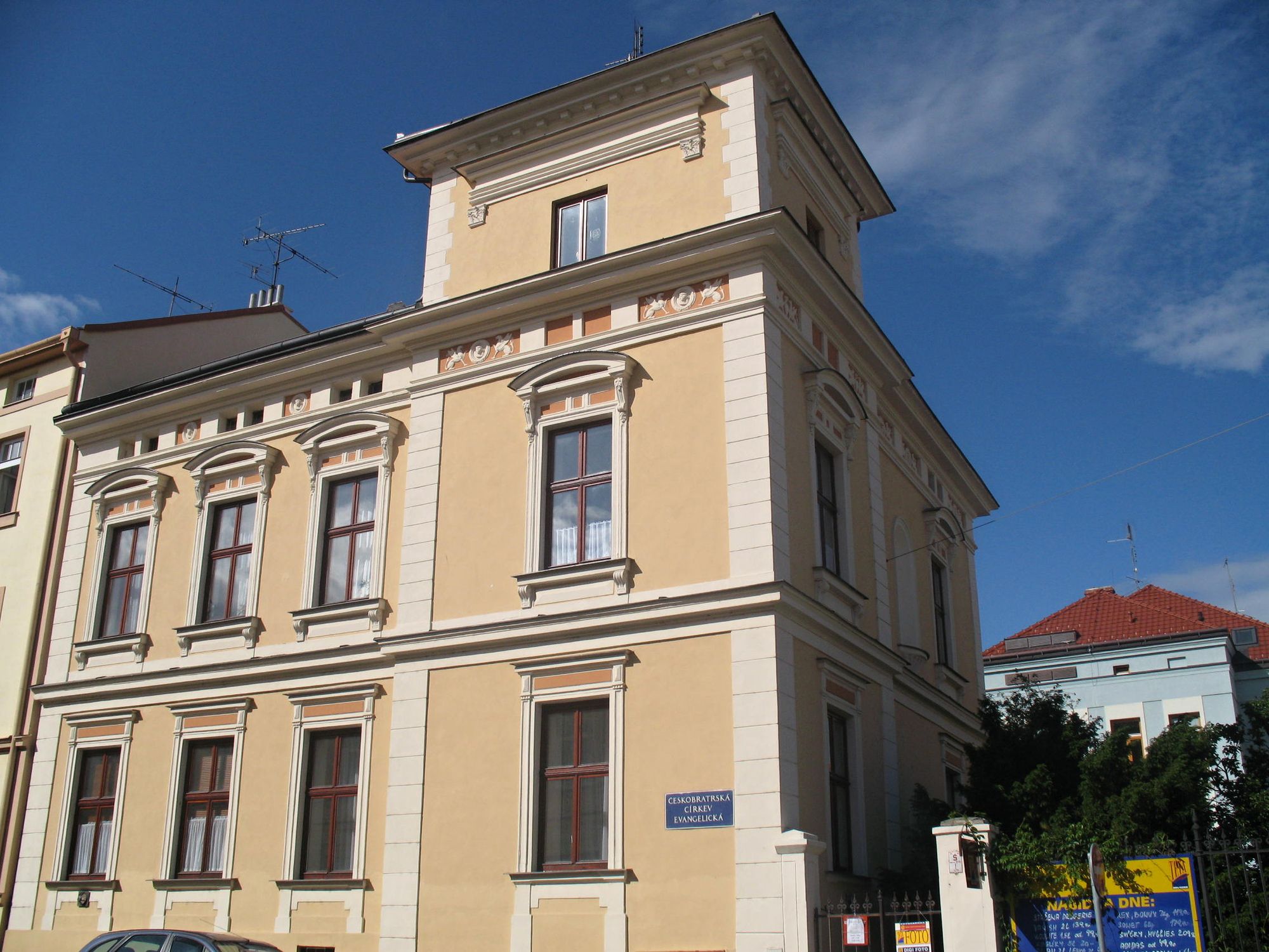 Farní sbor Českobratrské církve evangelické ve Znojmě foto 2