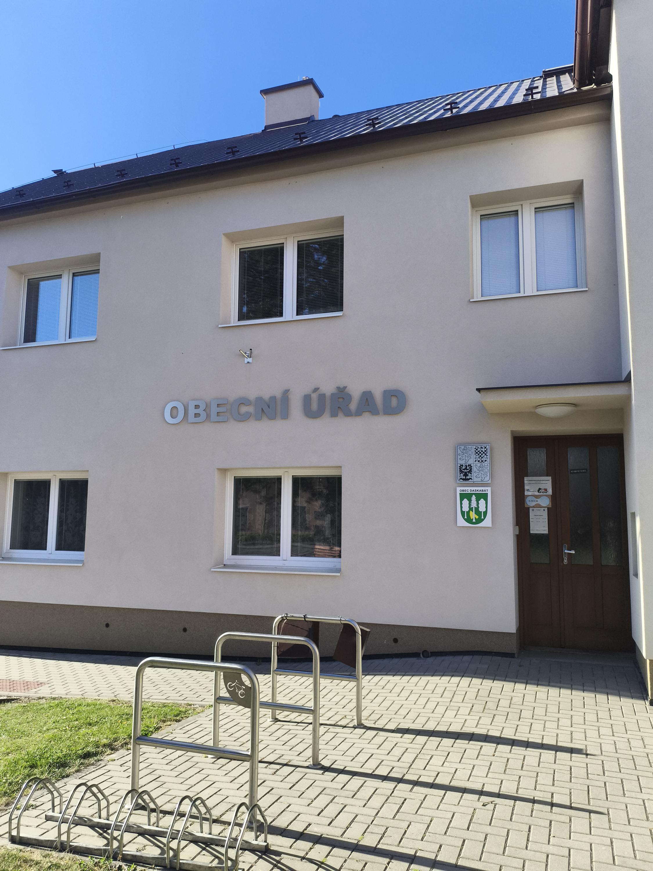 Daskabát - obecní úřad foto 2
