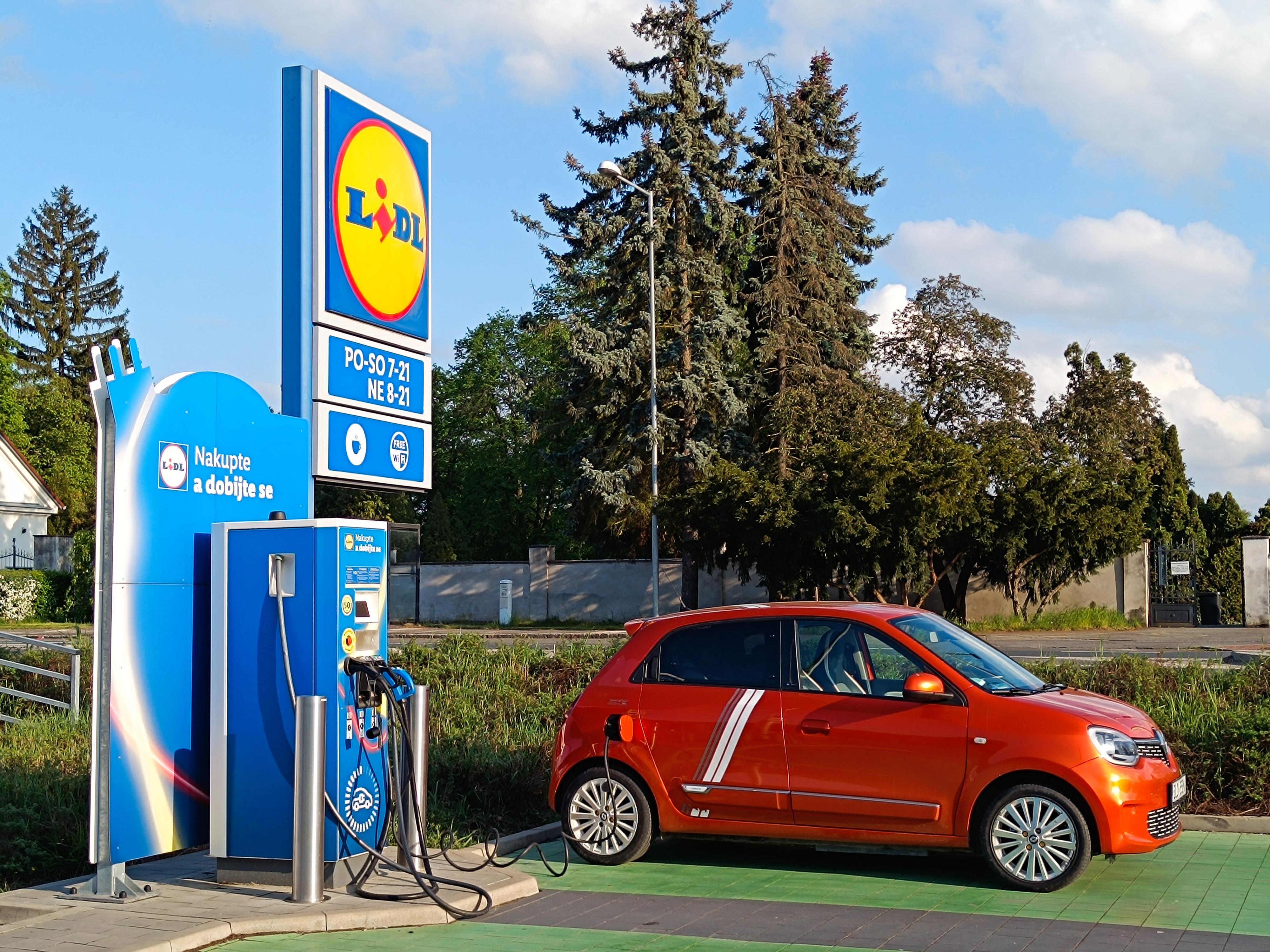 Nabíjecí stanice Lidl foto 2