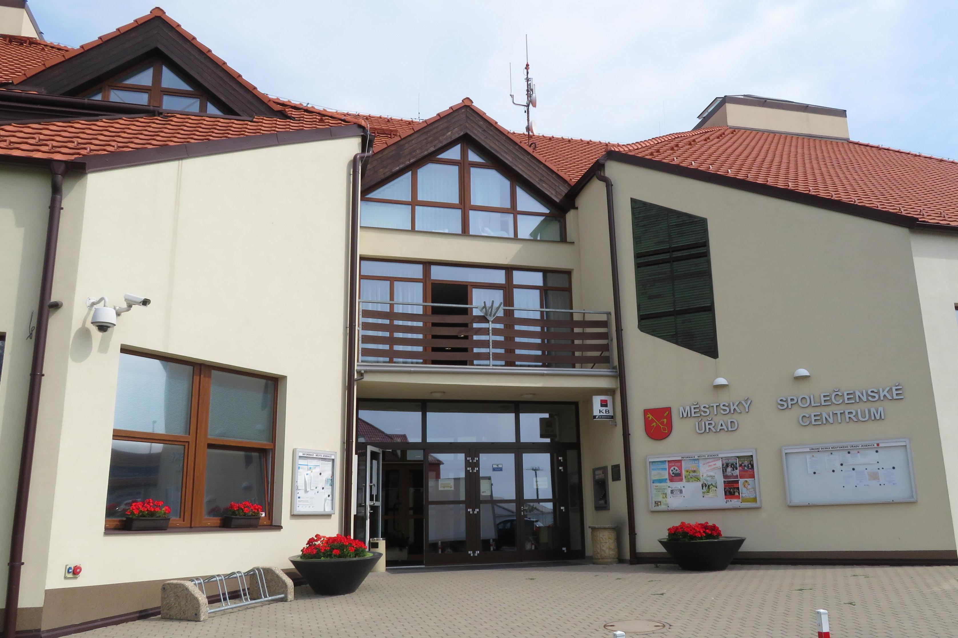 Jesenice - městský úřad