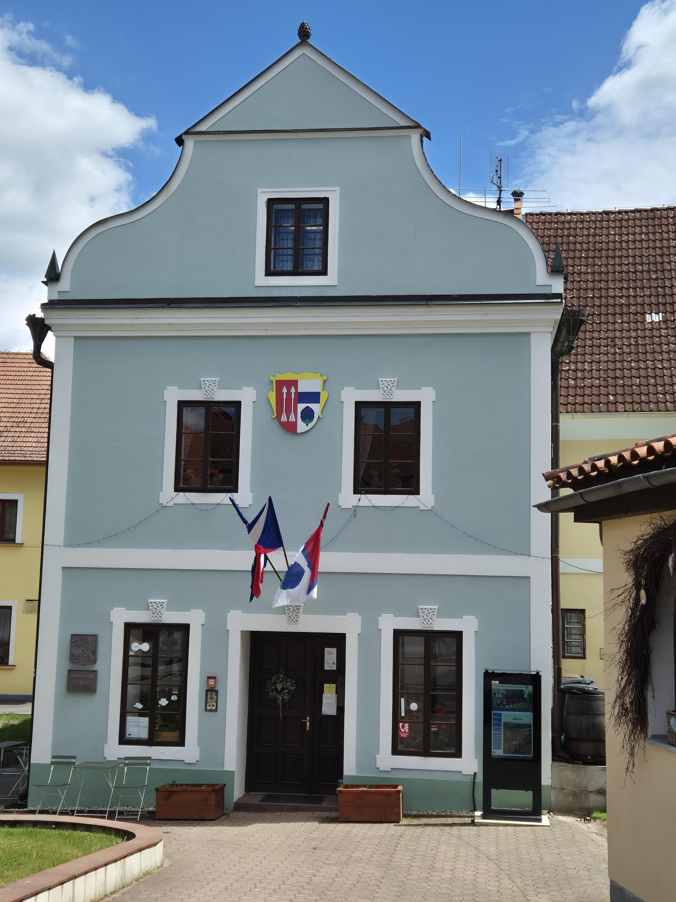 Římov - obecní úřad foto 6