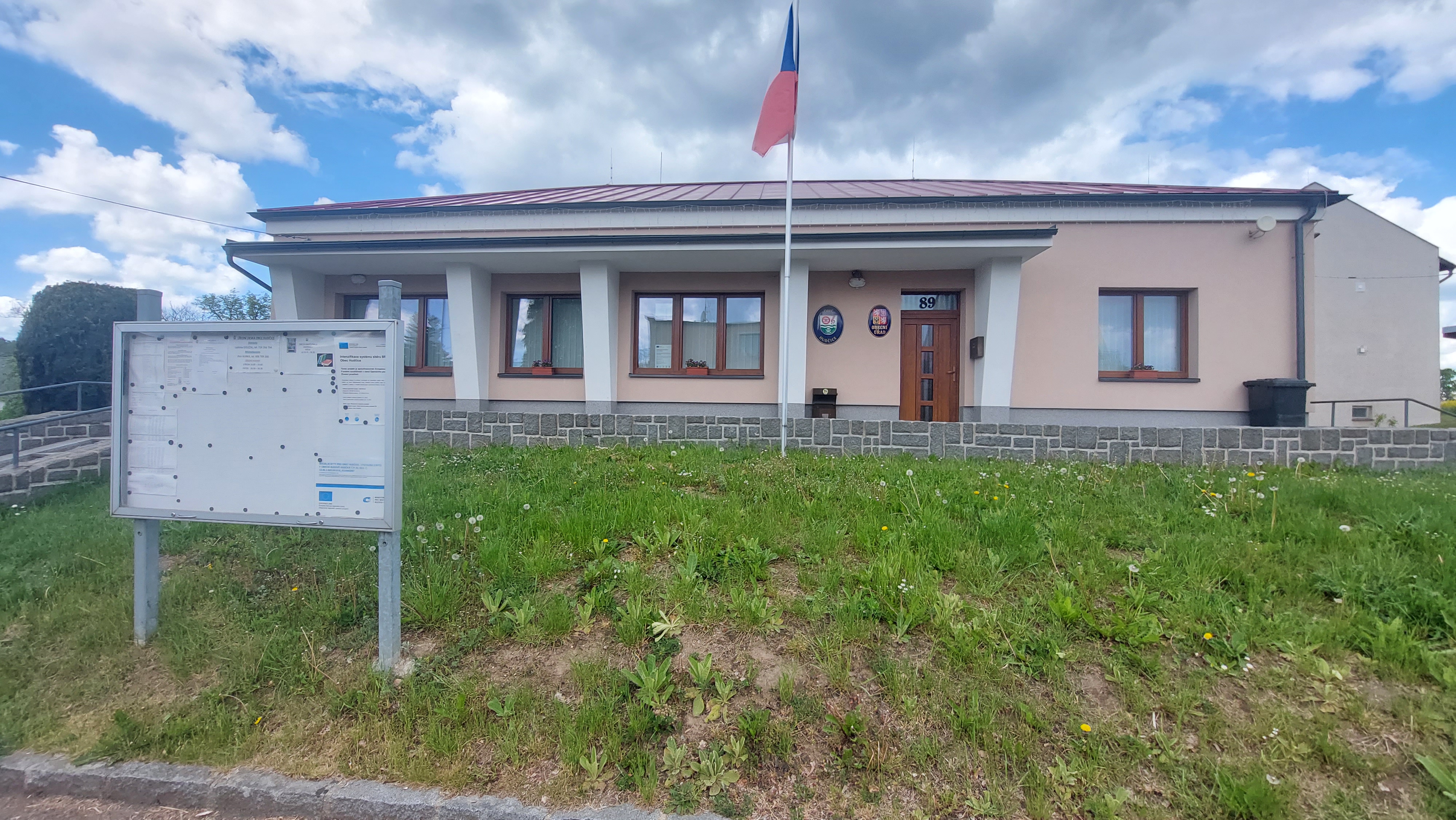 Hudčice - obecní úřad foto 1