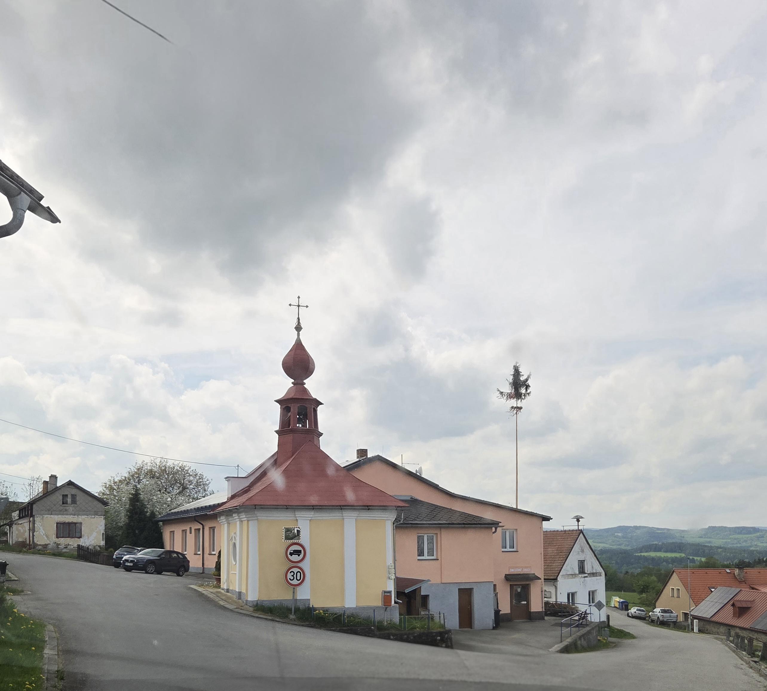 Obecní knihovna Štítkov foto 1