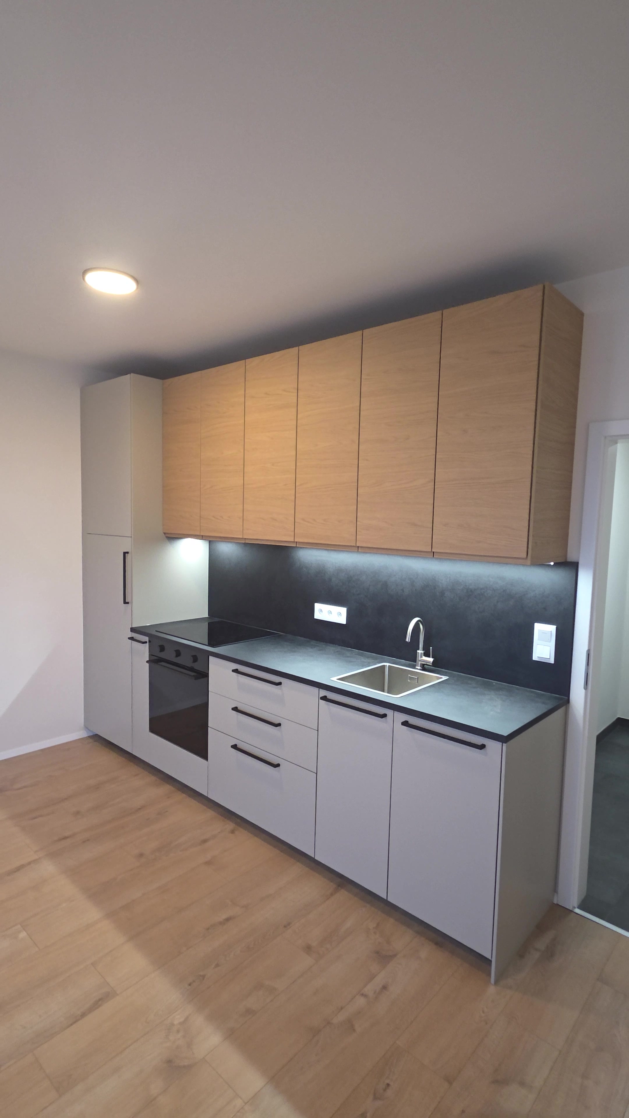 Montáž kuchyní IKEA - PROmetod foto 2 (náhled videa)