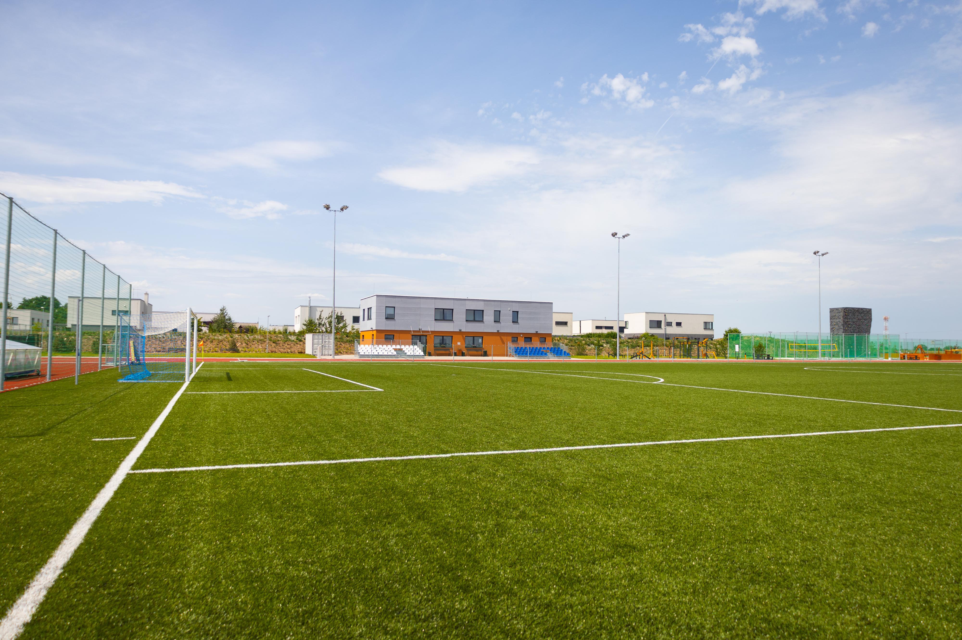 Sportovní areál Jesenice foto 1
