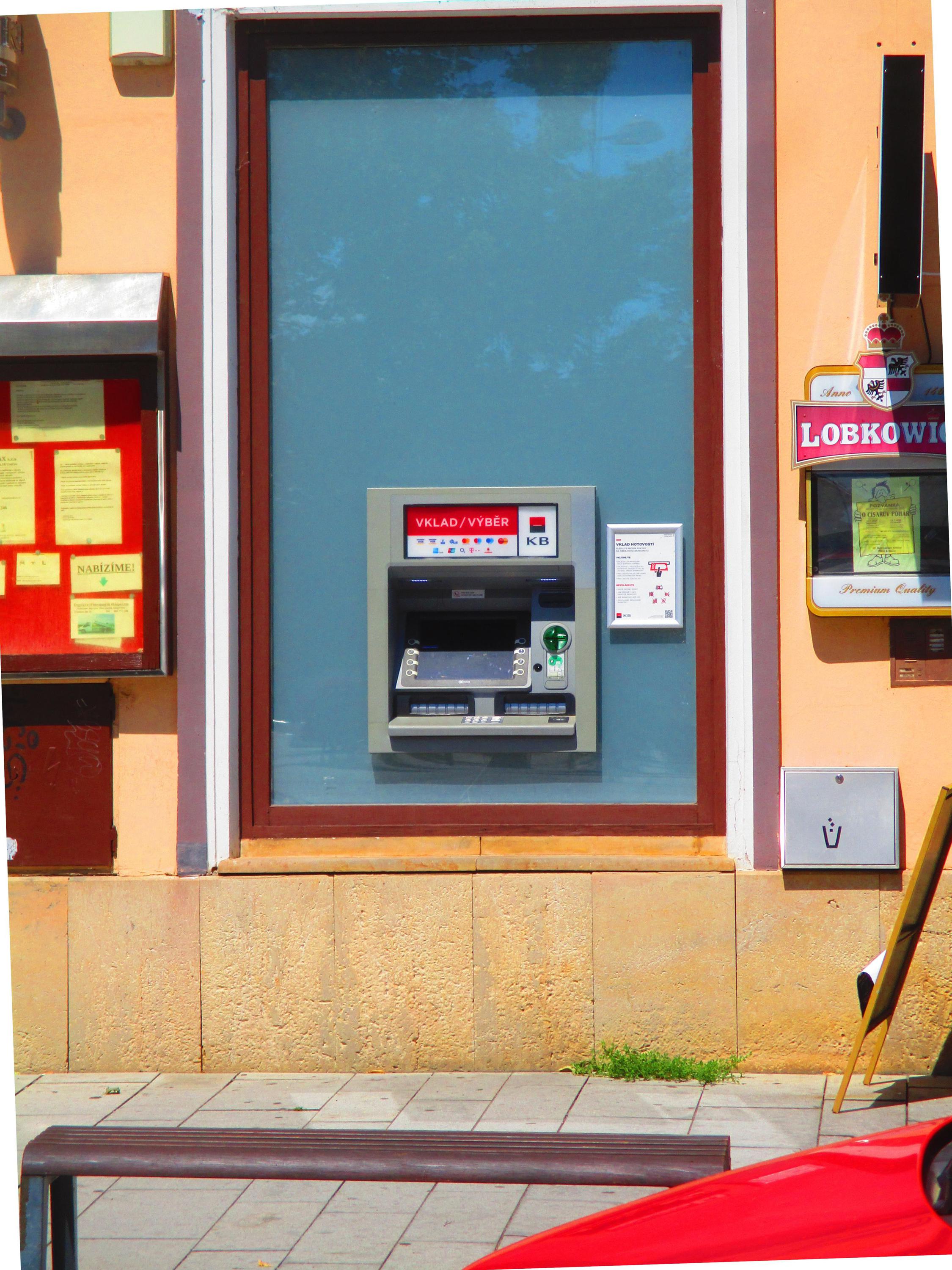 Bankomat Komerční banky foto 3