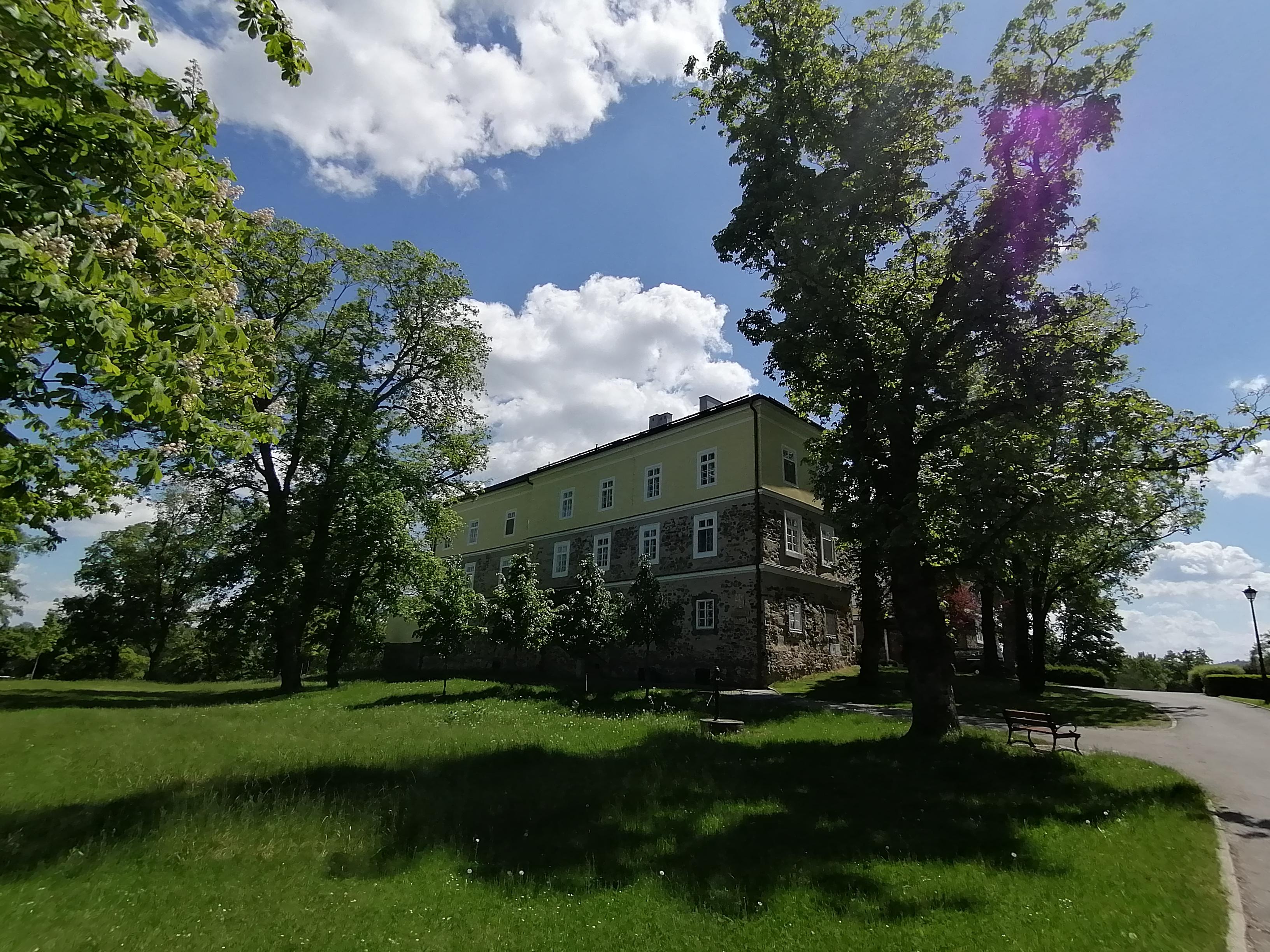 Dolní Benešov - městský úřad foto 4