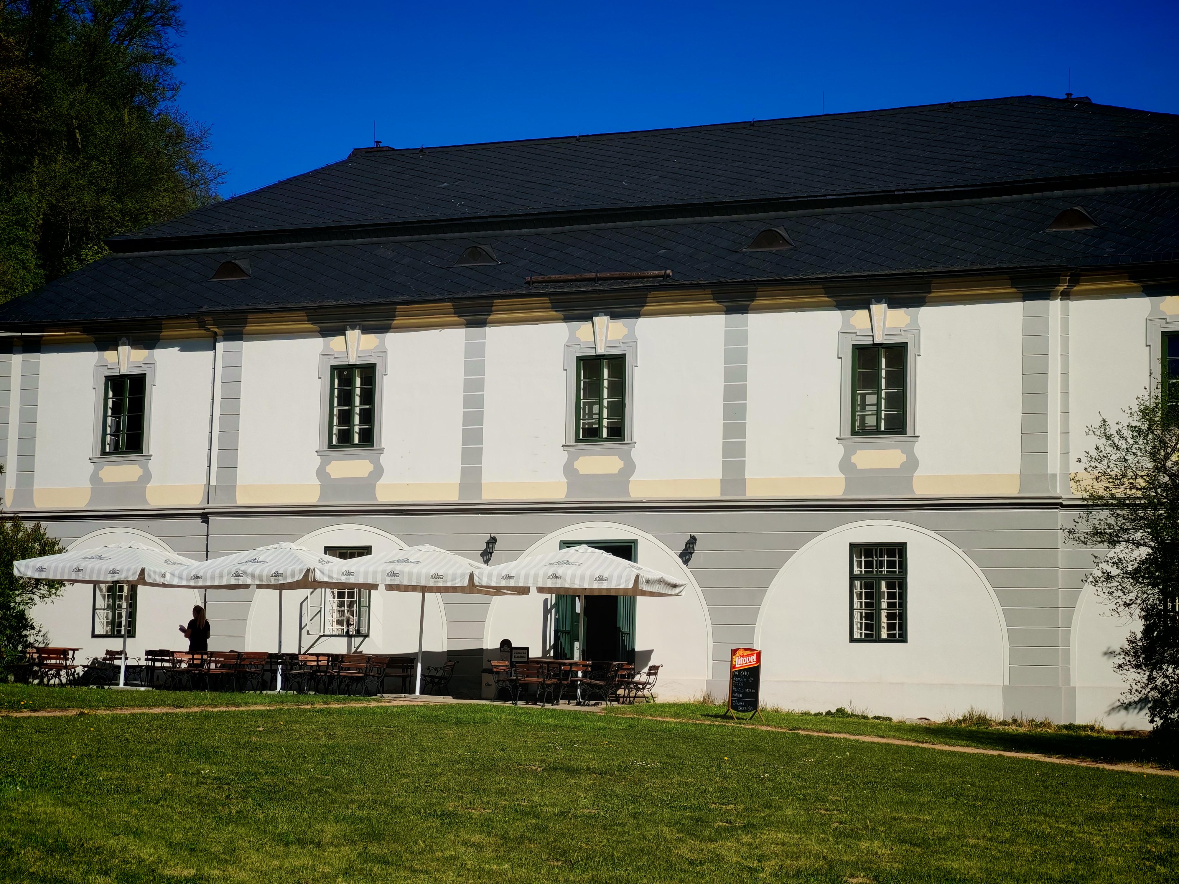 Zámecká kavárna Velké Losiny foto 6